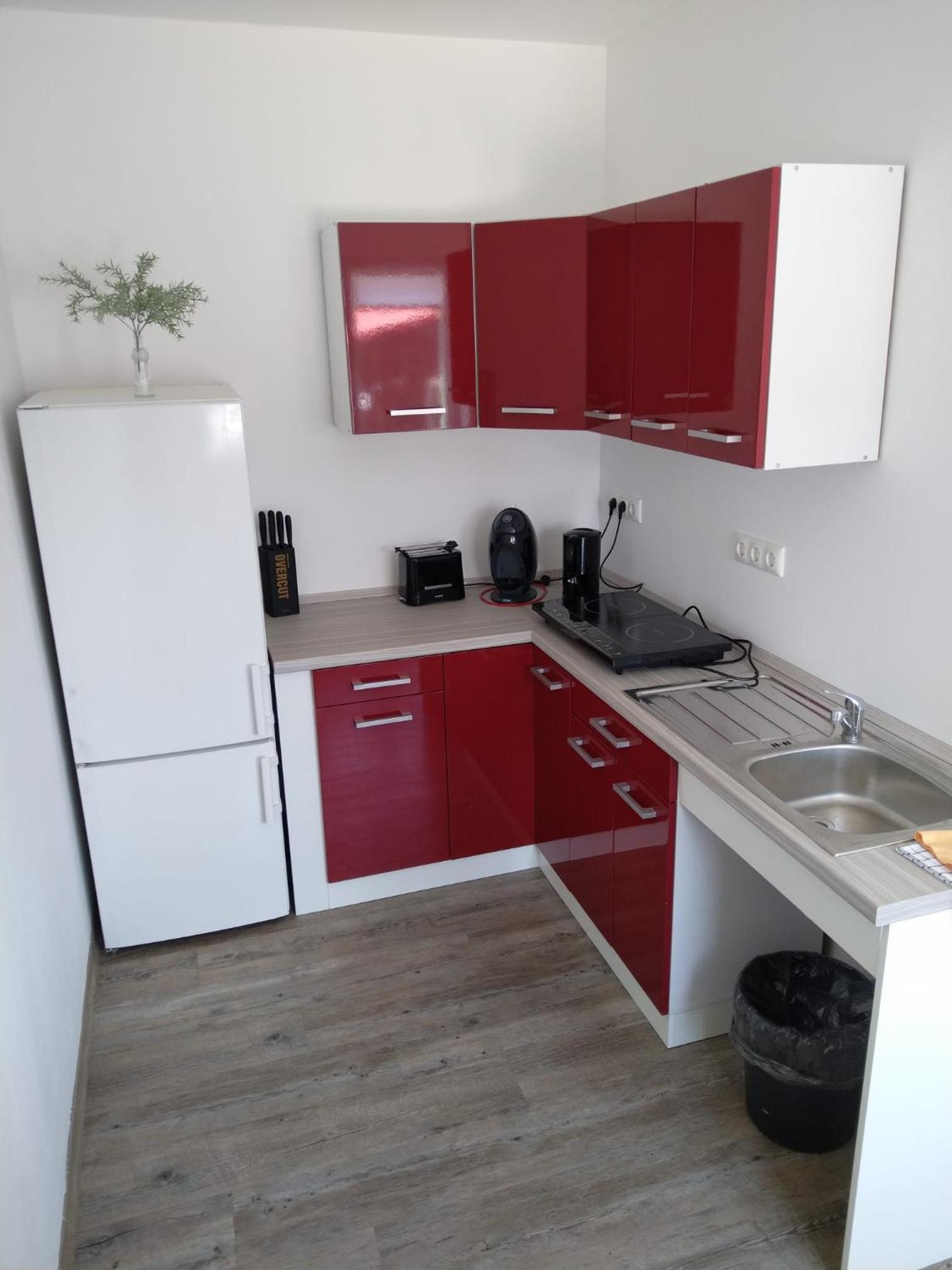 Standard Suite - Photo 5