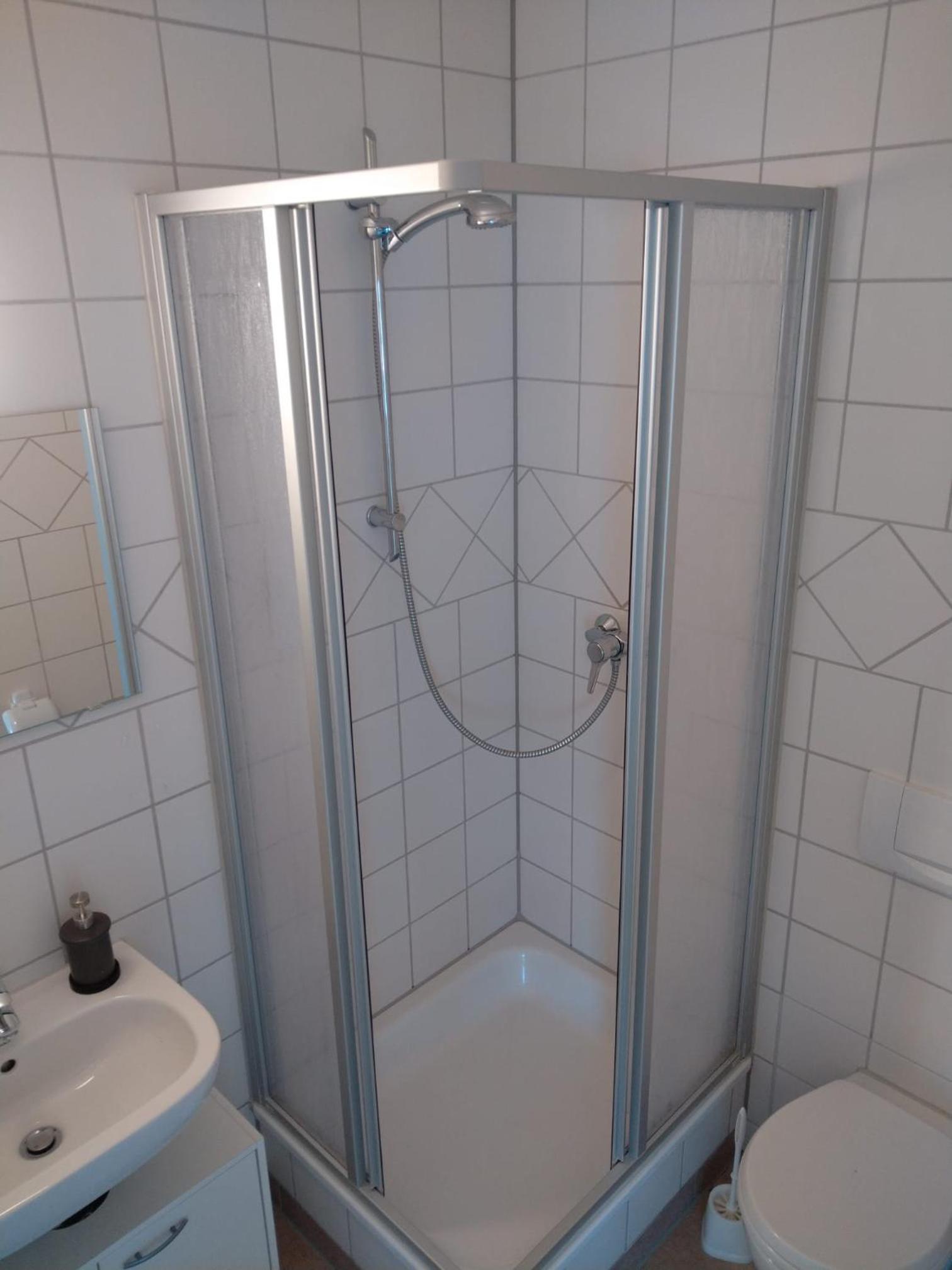Standard Suite - Photo 3