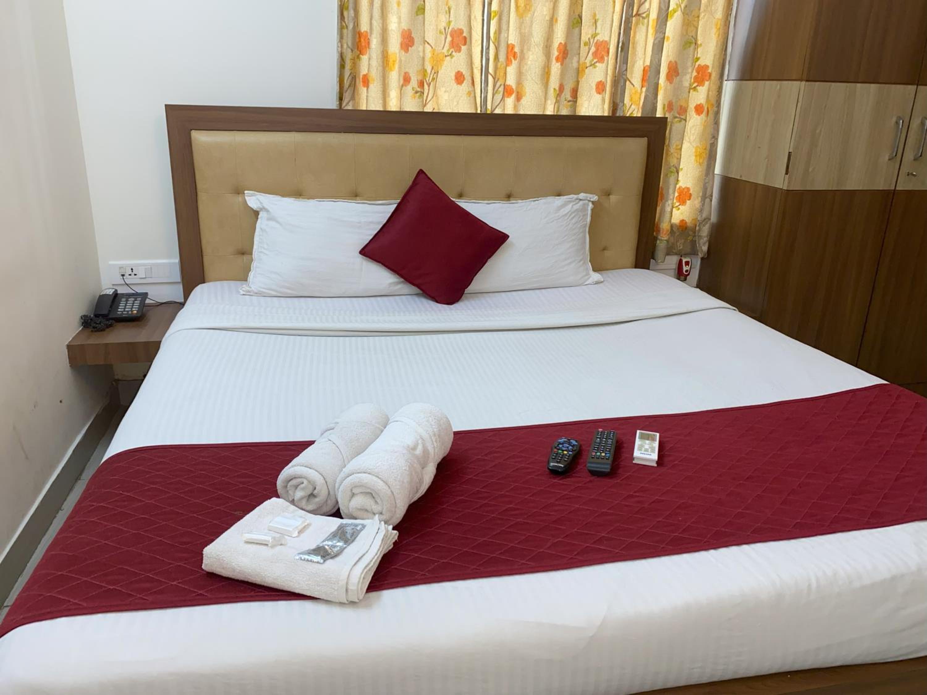 Economy Double Room - Photo 6