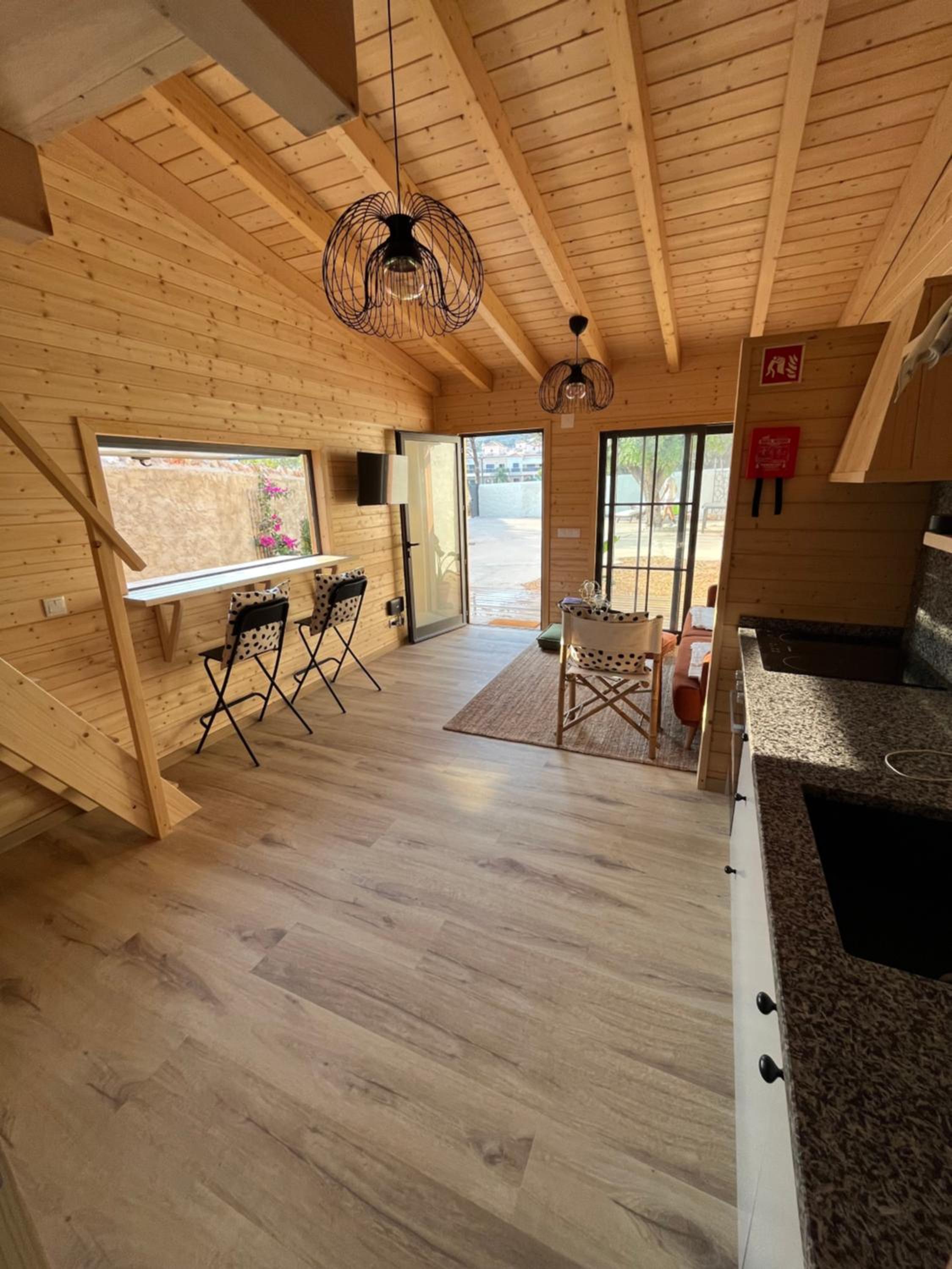 One-Bedroom House photo 1