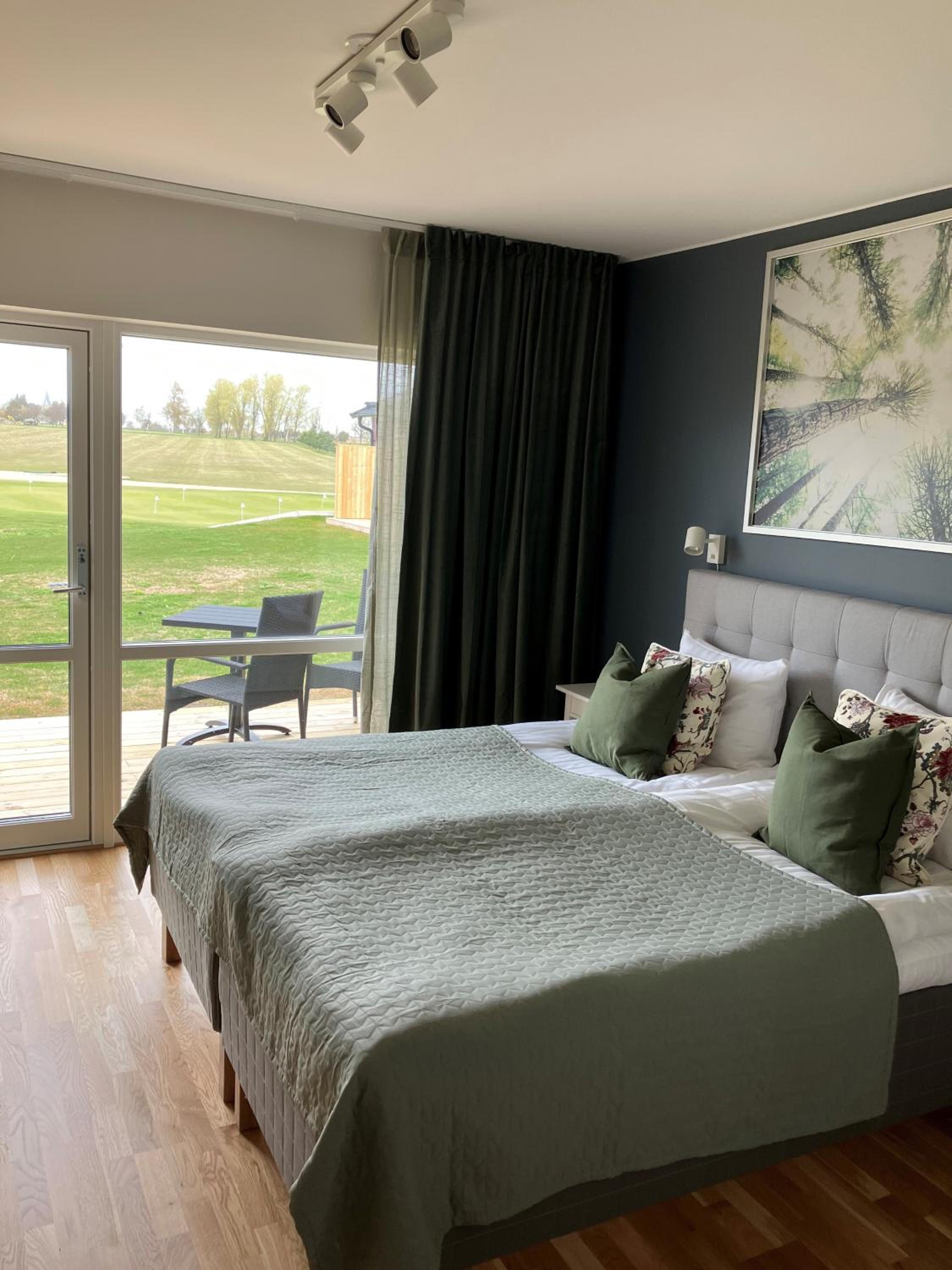 Double Room with Patio - Photo 1