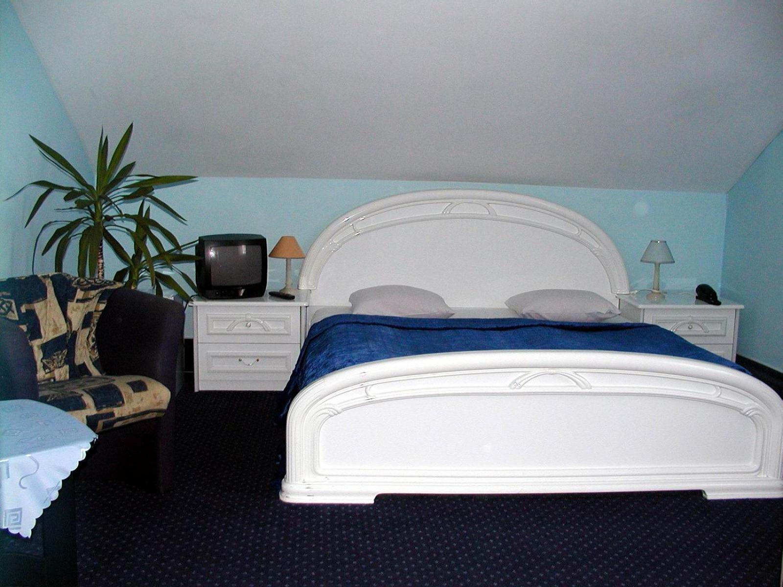 Double Room with Private Bathroom - Photo 1