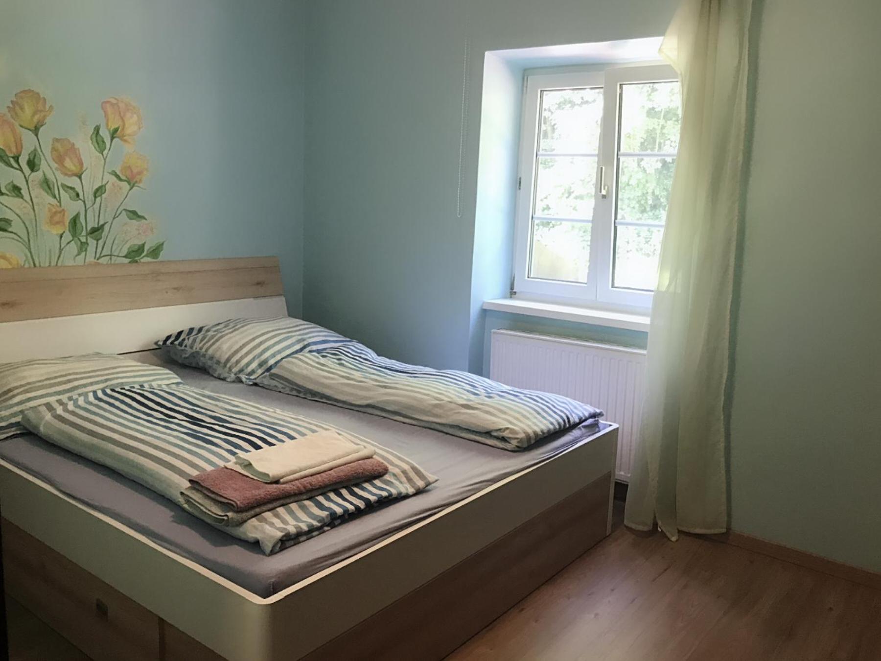 Double Room With Private Bathroom - Photo 1