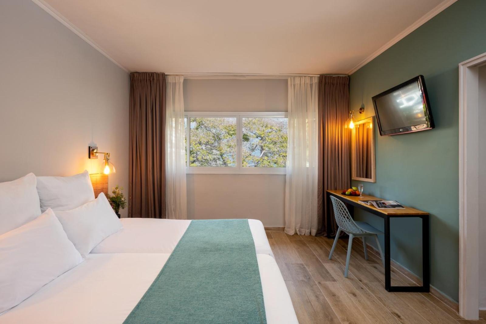 Superior Double or Twin Room - Photo 1
