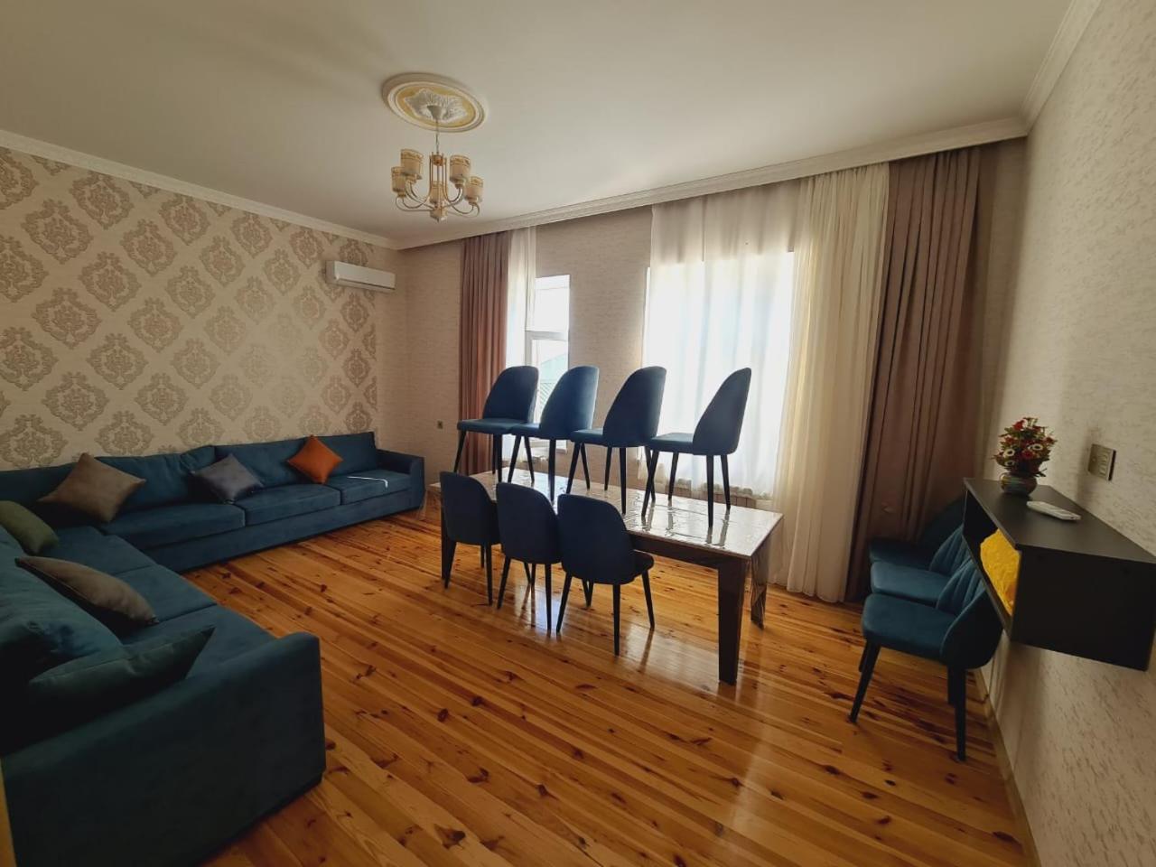 Three-Bedroom Villa photo 2