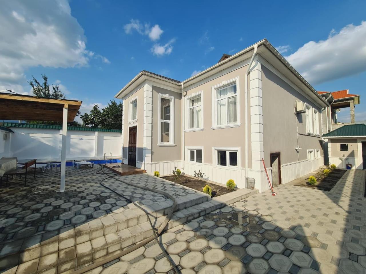 Three-Bedroom Villa photo 3
