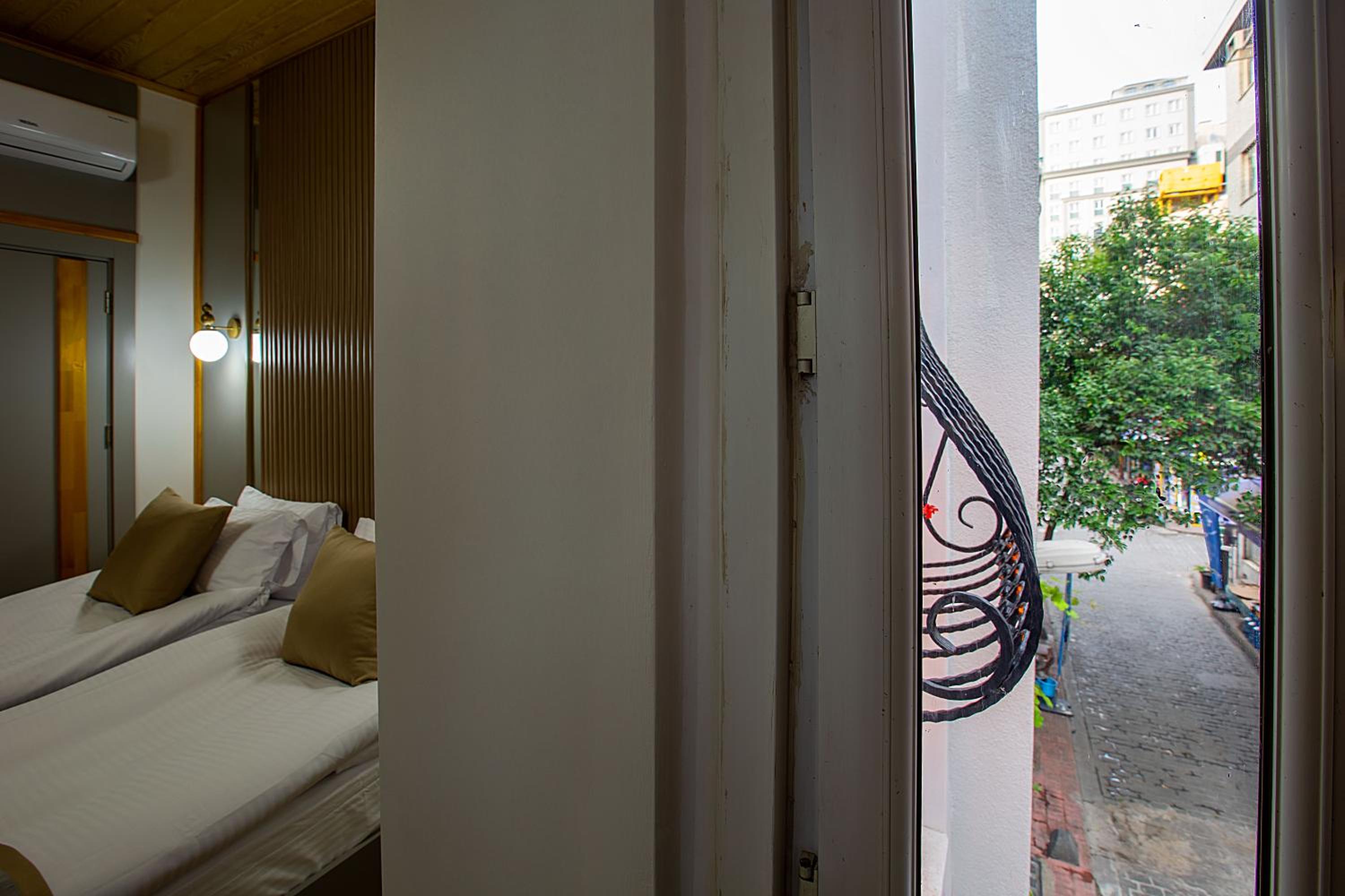 Deluxe Single Room photo 2