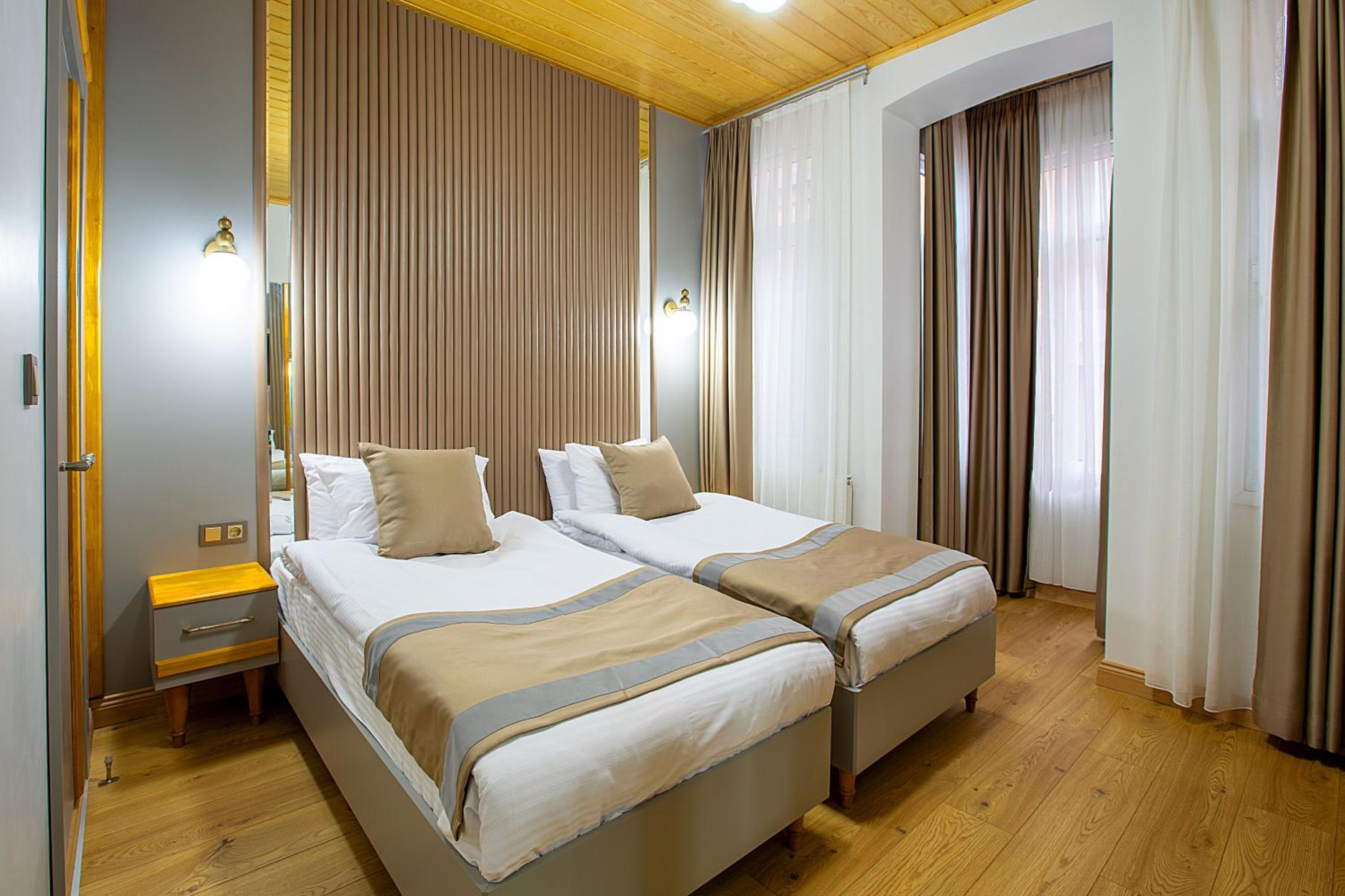 Deluxe Room photo 1