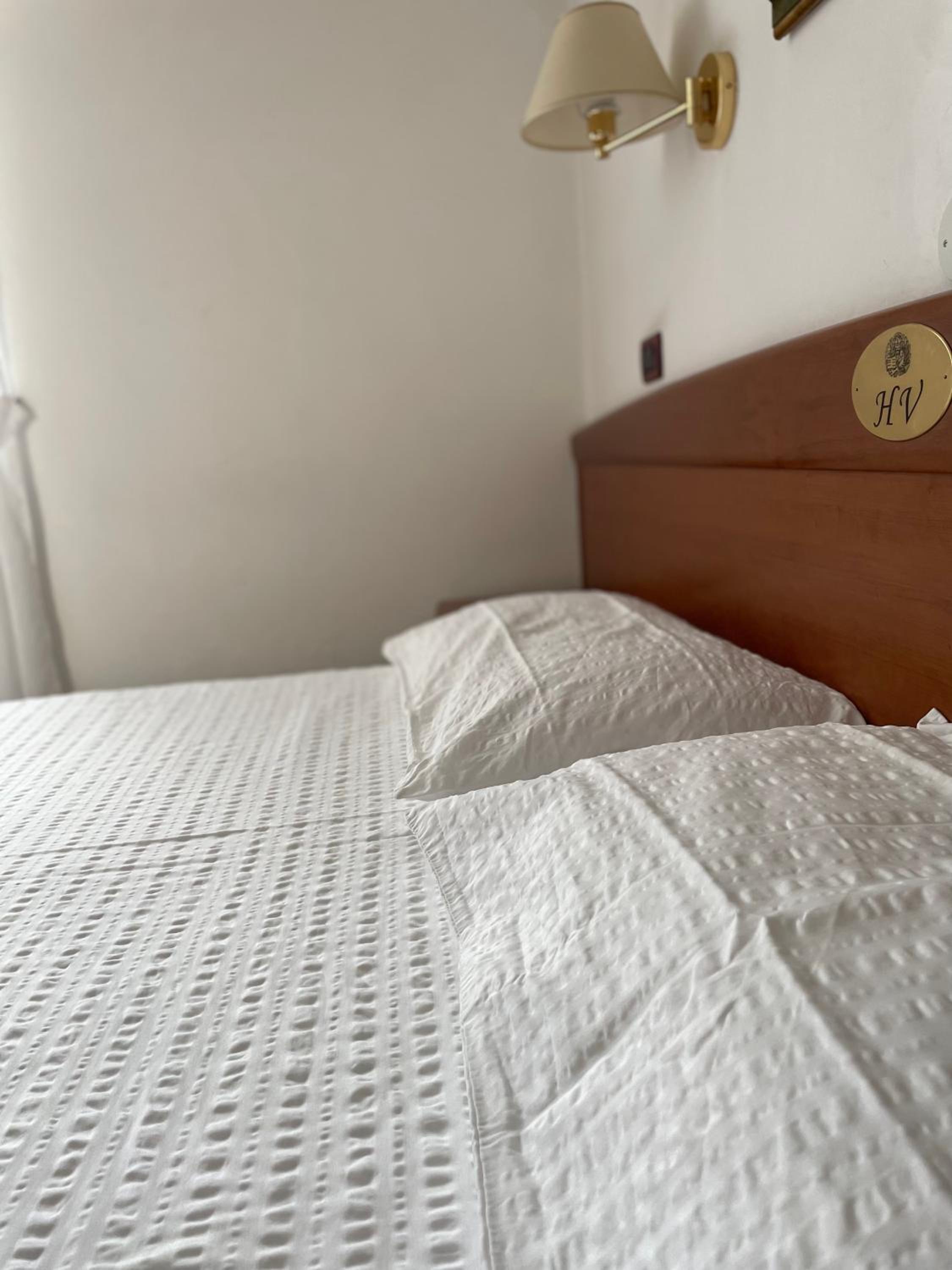 Double Room with Mountain View - Photo 3