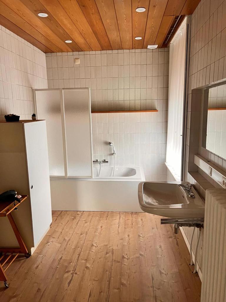 Deluxe Double Room with Bath photo 3