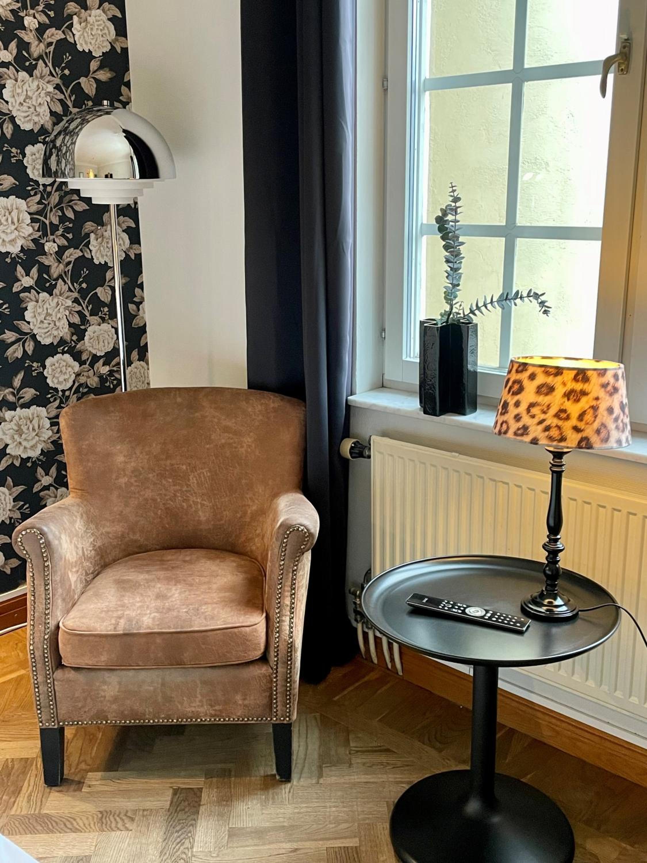 Double Room - Photo 7