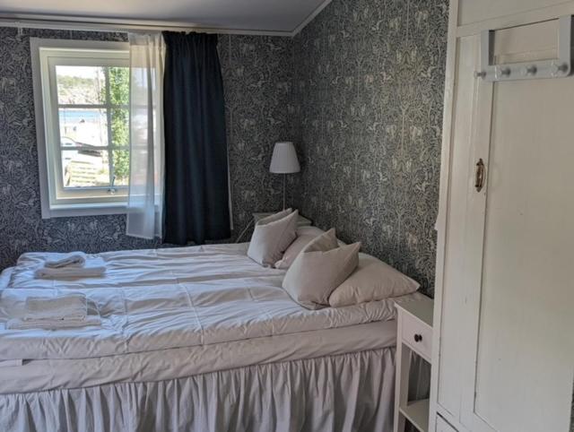Double Room with Shared Bathroom photo 1