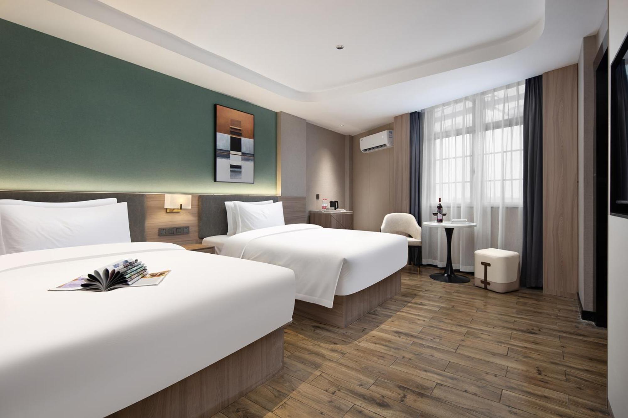 Leisure Suite with Twin Beds photo 1