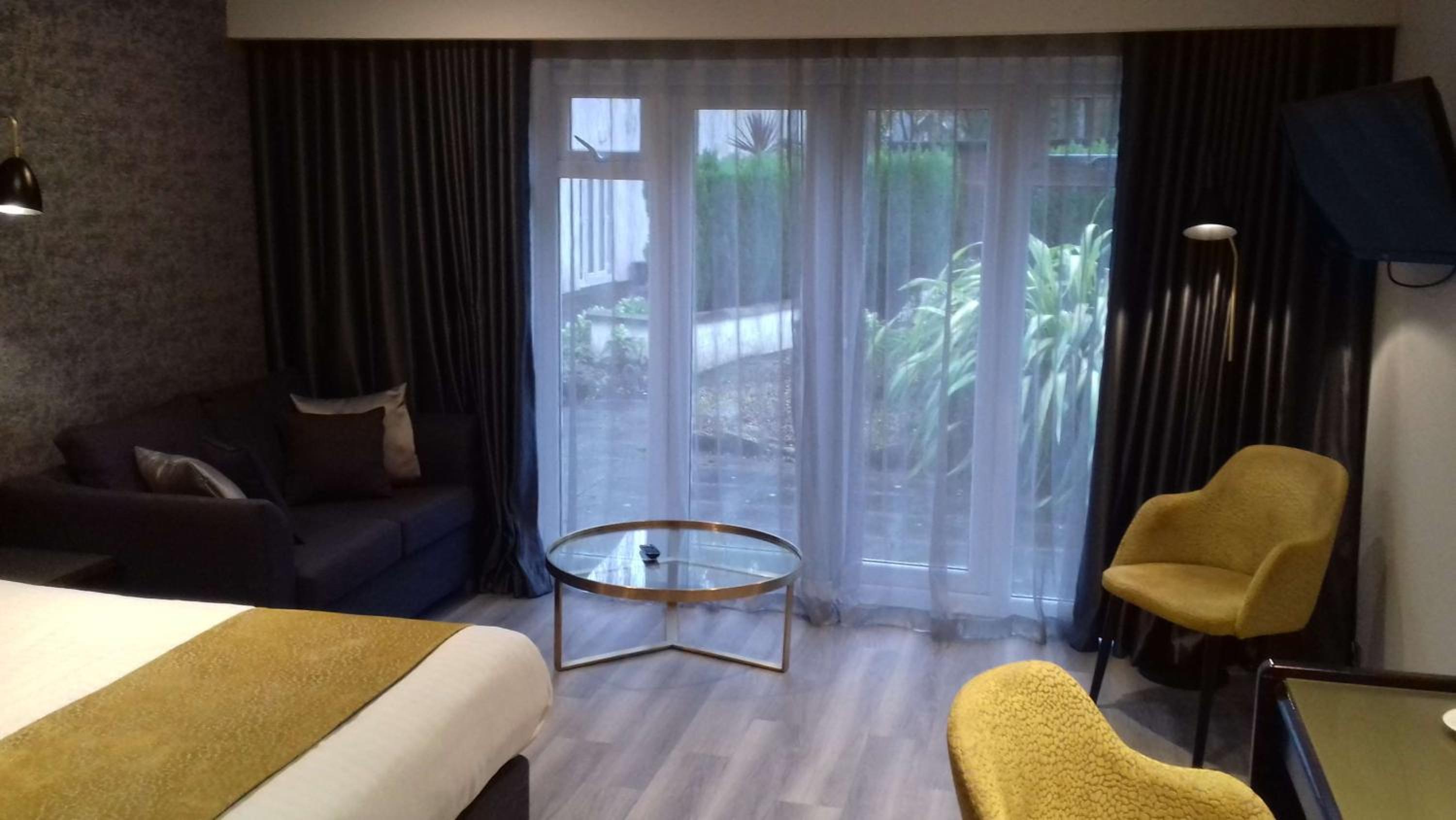 Superior Double Room - Non-Smoking - Photo 7