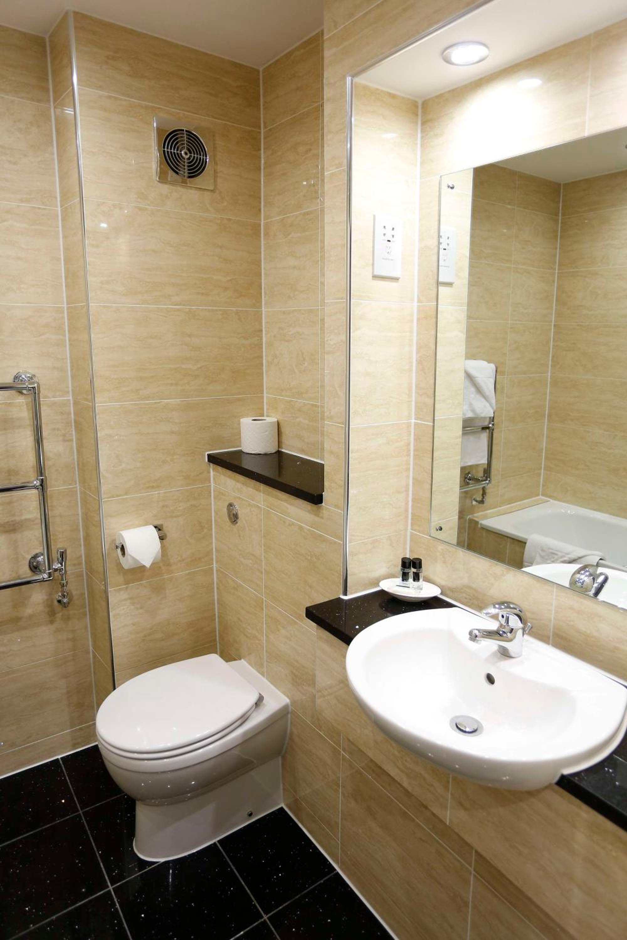 Superior Double Room - Non-Smoking - Photo 8