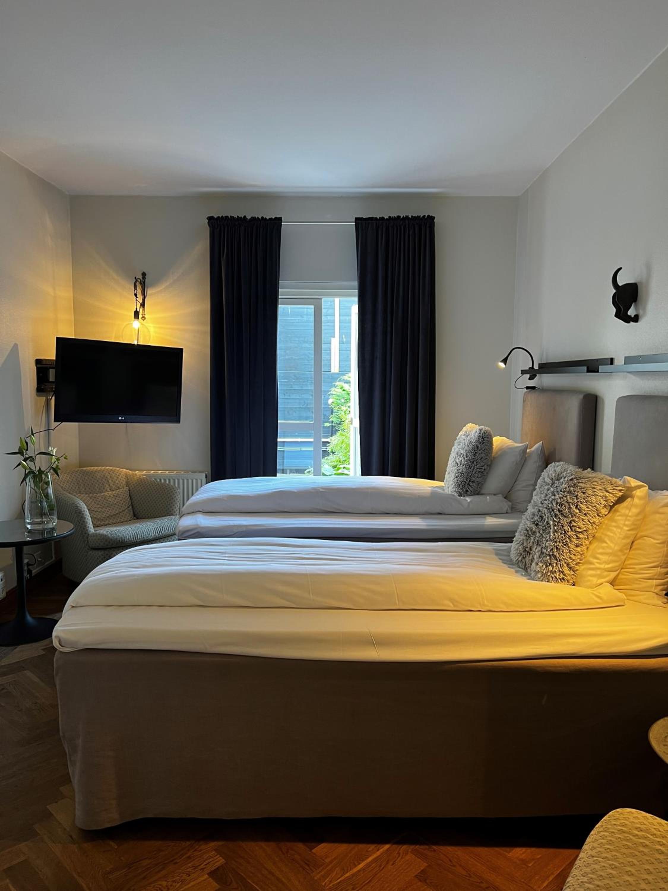 Deluxe Twin Room - Photo 4