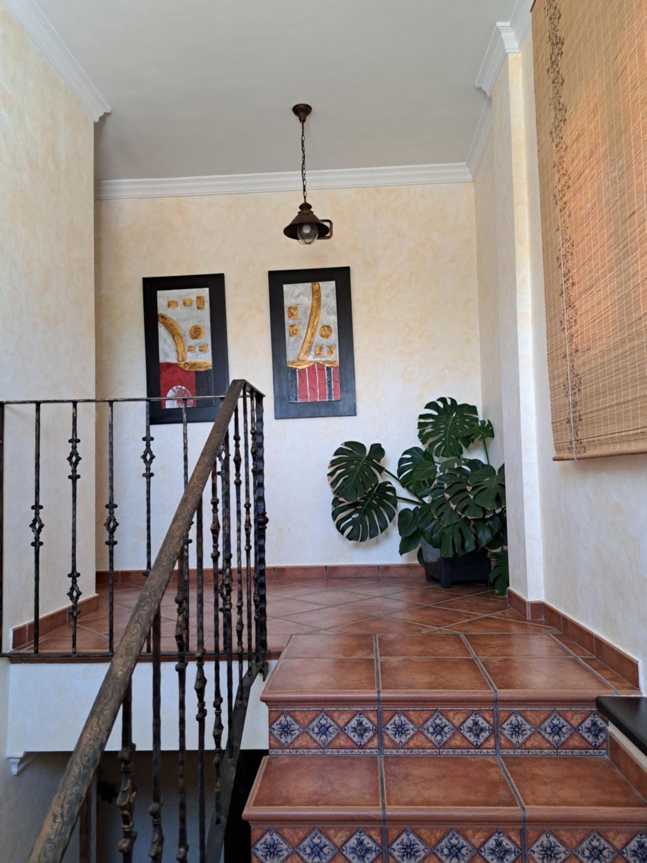 Three-Bedroom House photo 3
