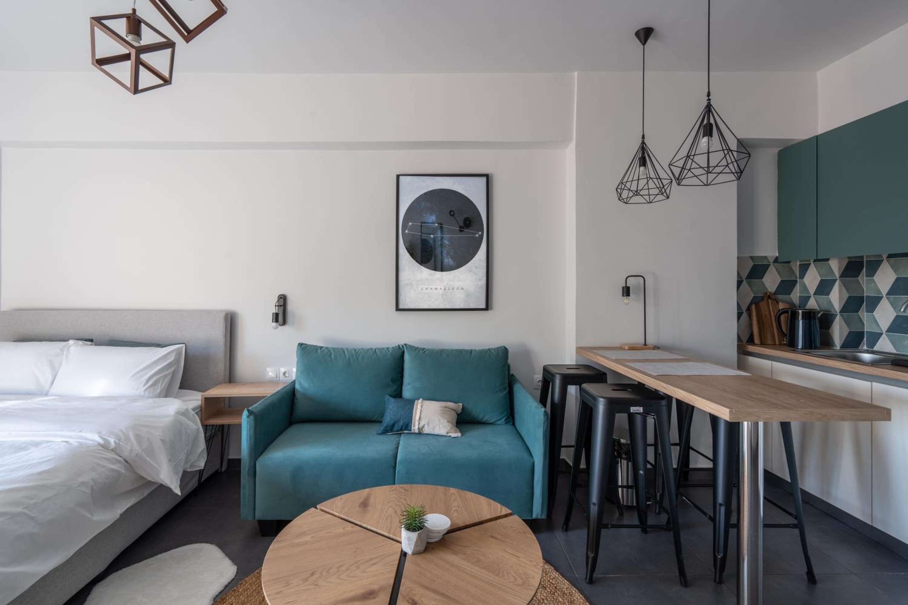 Studio Apartment photo 1