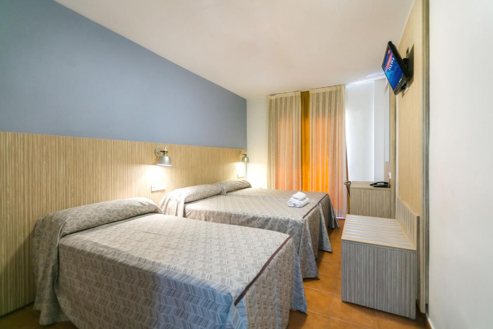 Habitación Doble o con Dos Camas con Cama Extra (3 Adultos)