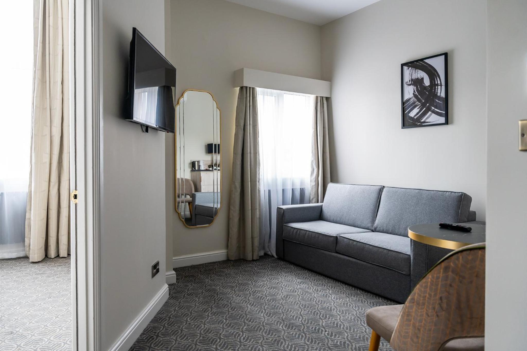 Trafford Suite - Photo 17