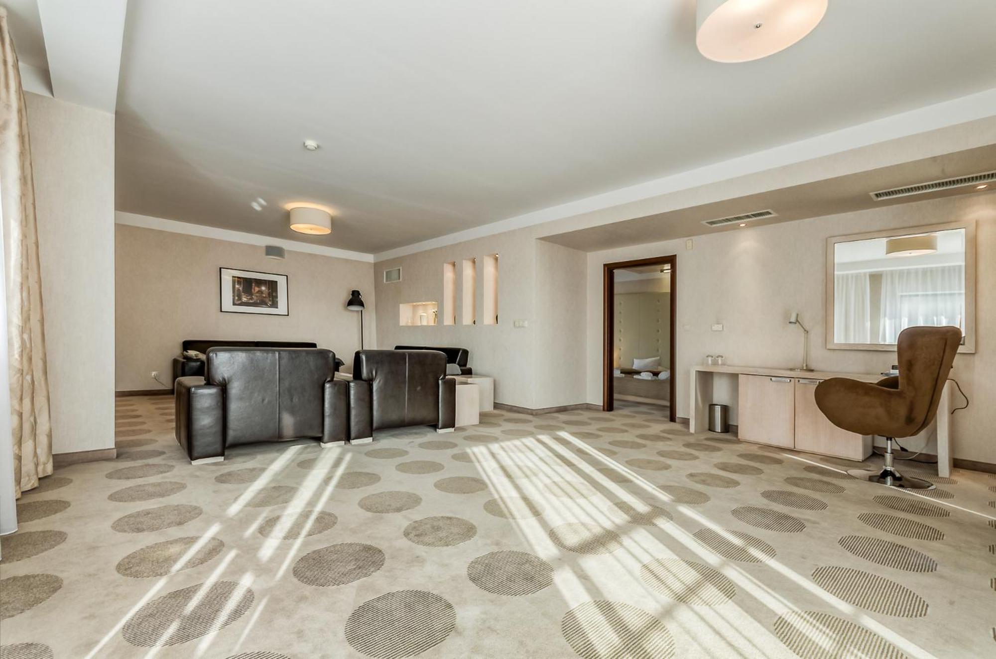 Apartment - Photo 6