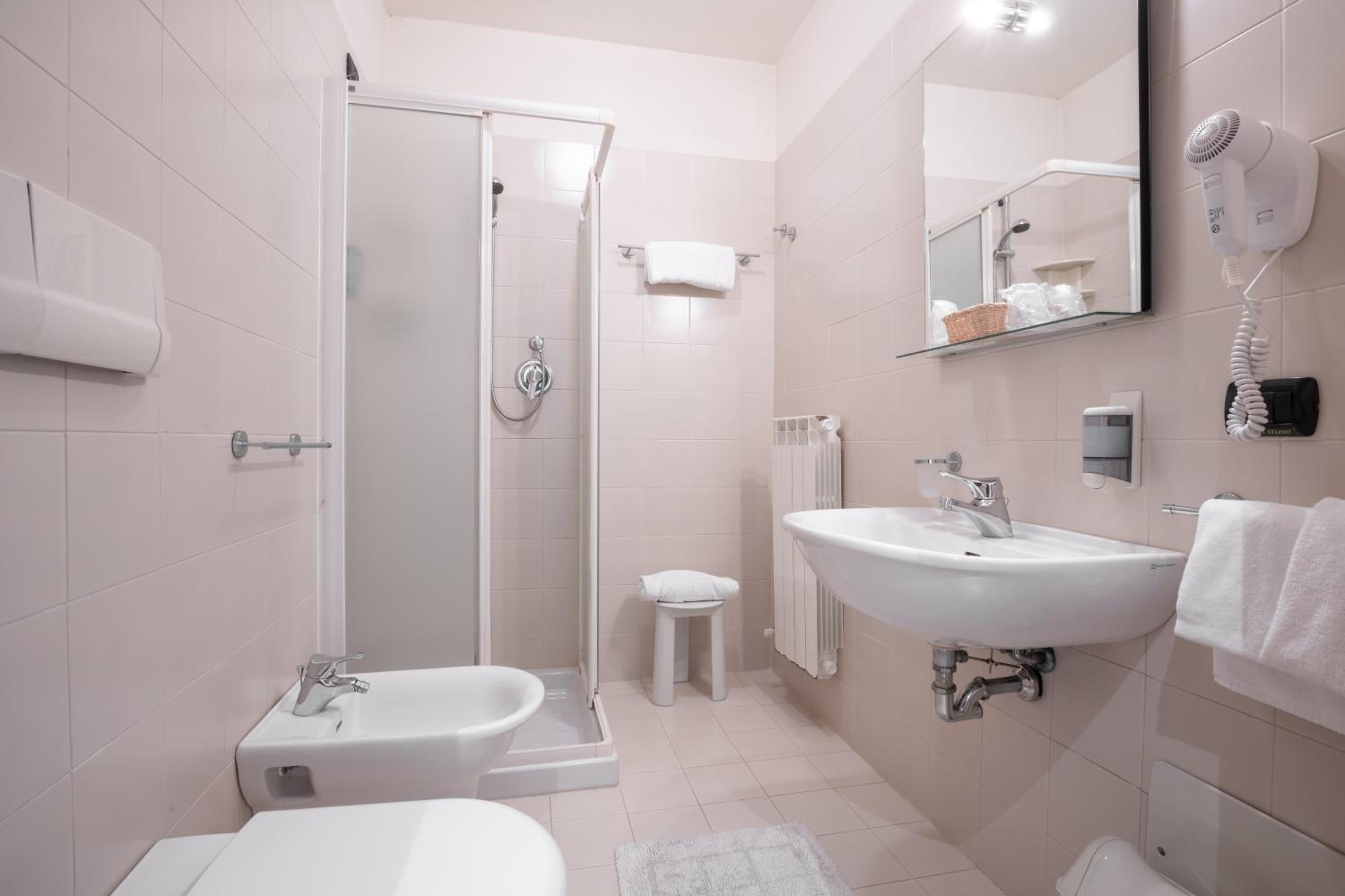Triple Room - Separate Building - Photo 7