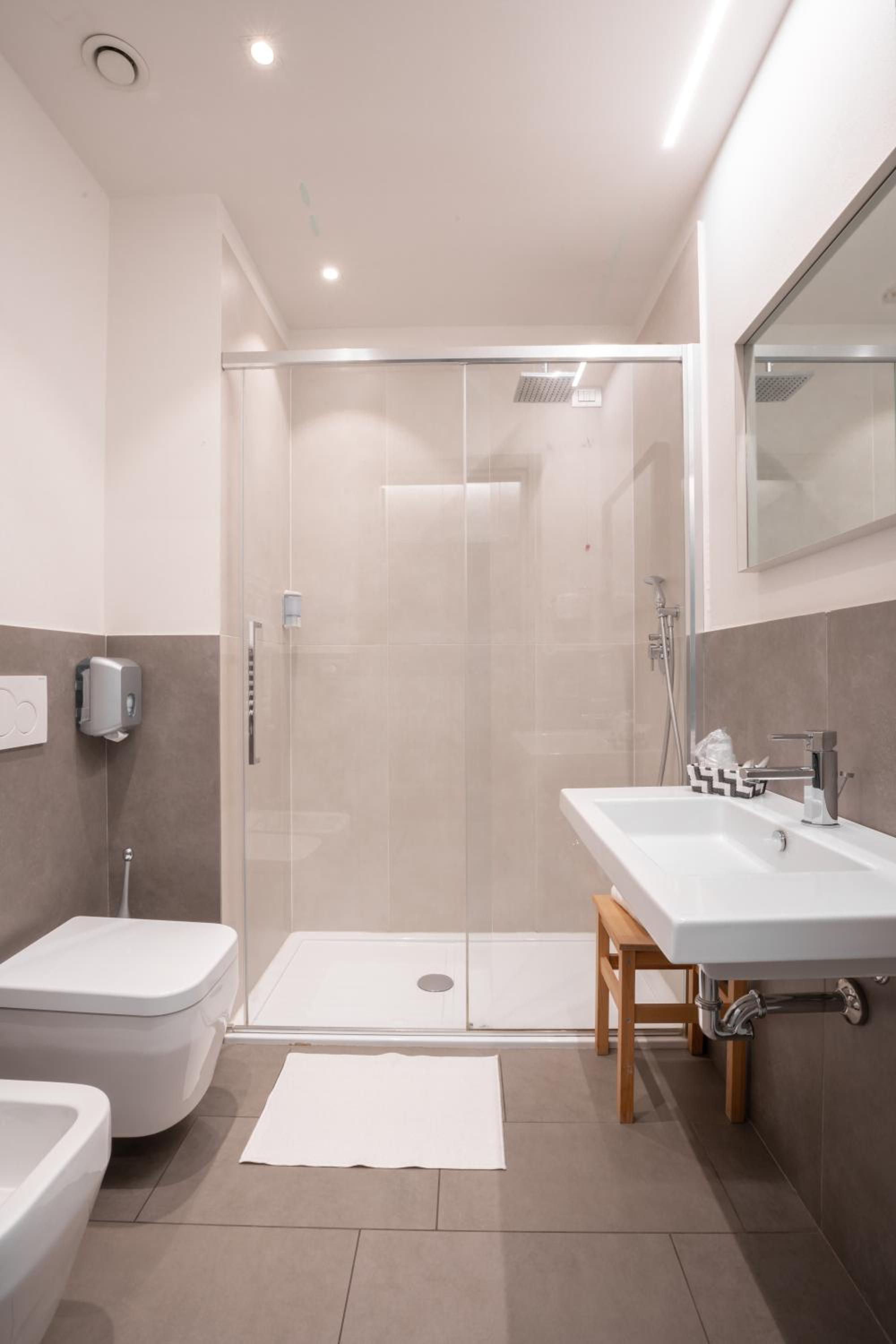 Comfort Double or Twin Room - Photo 12