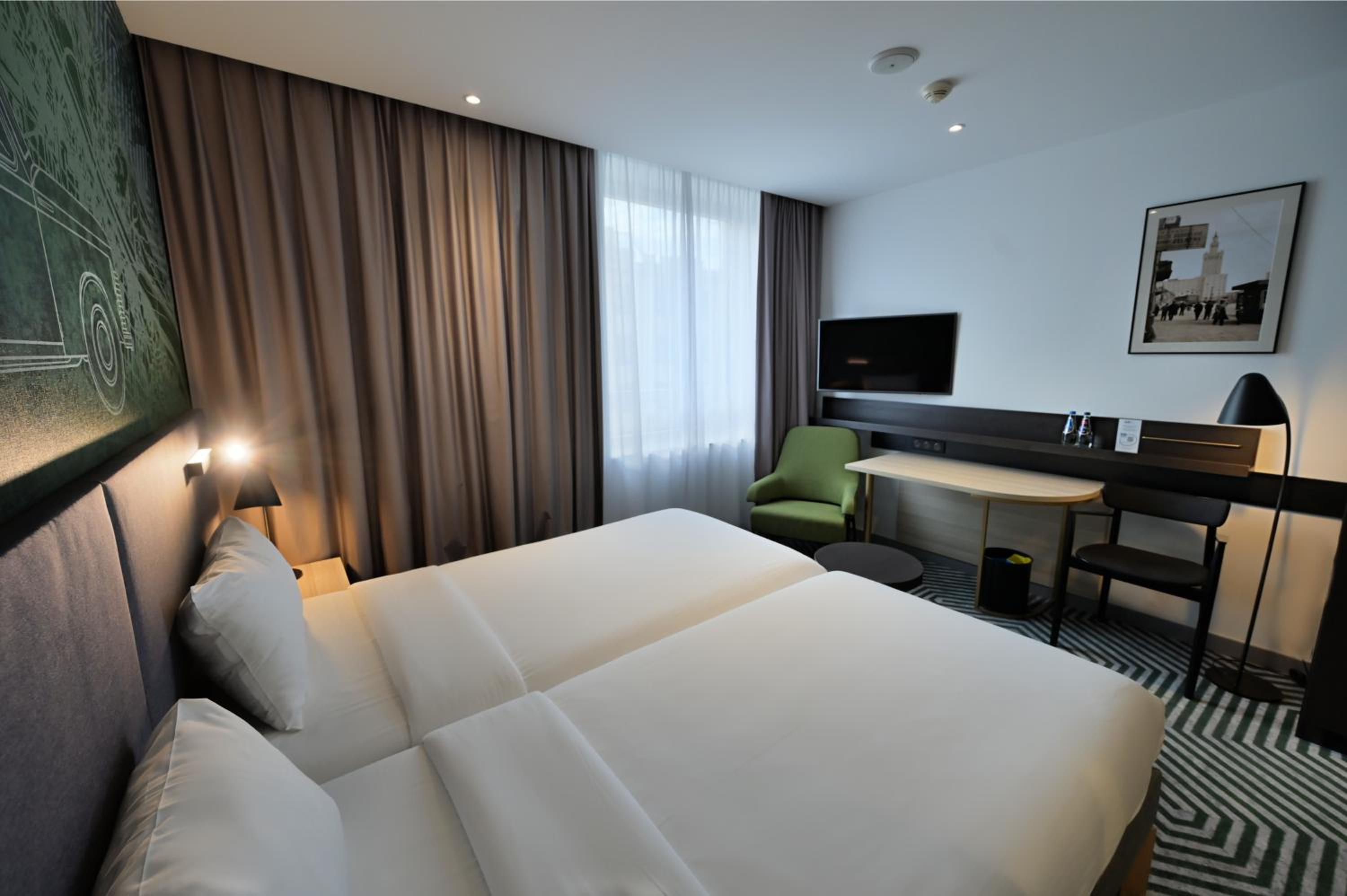 Classic Double Room with Twin Beds - Photo 5
