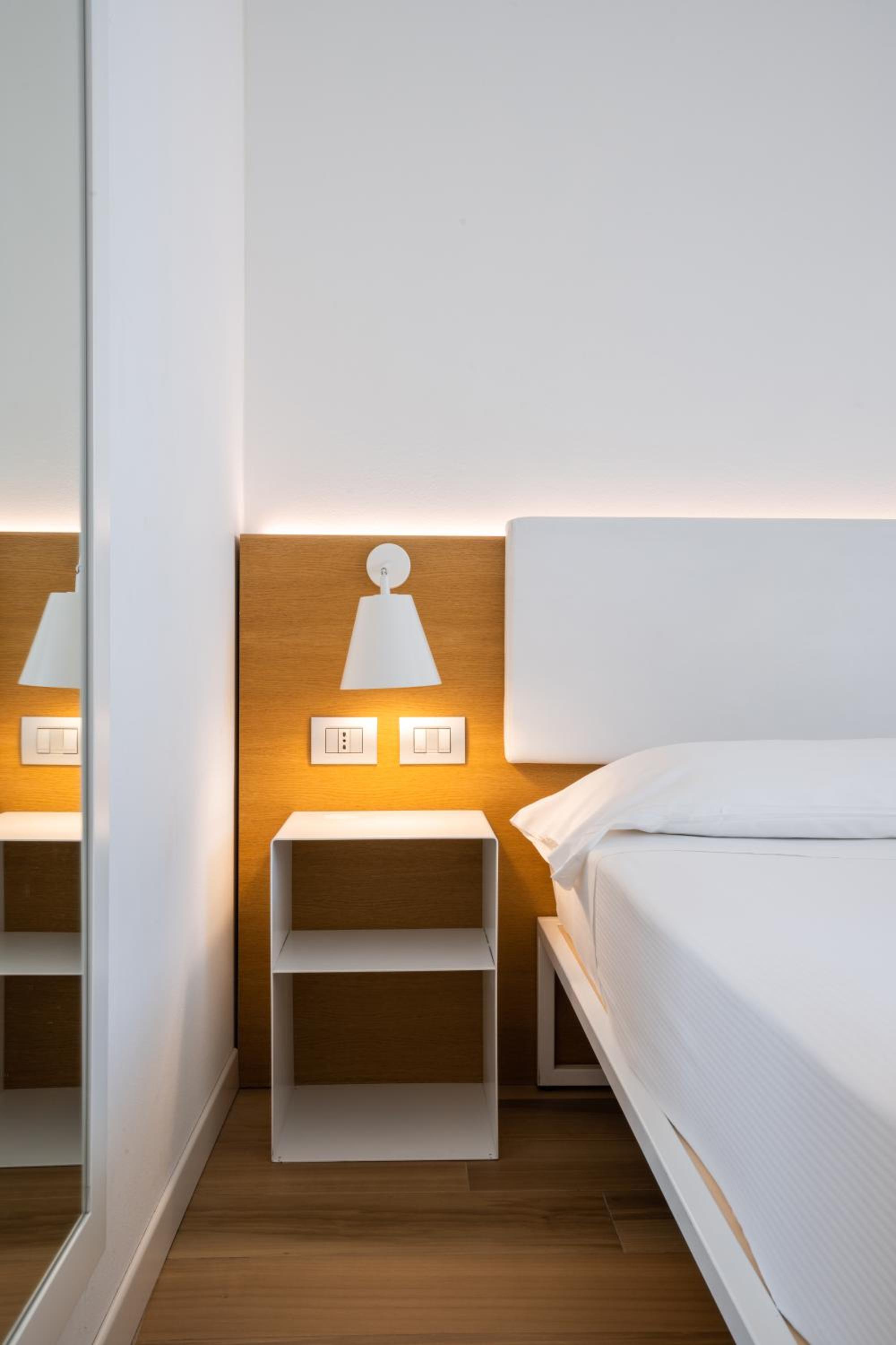 Superior Double or Twin Room - Photo 17