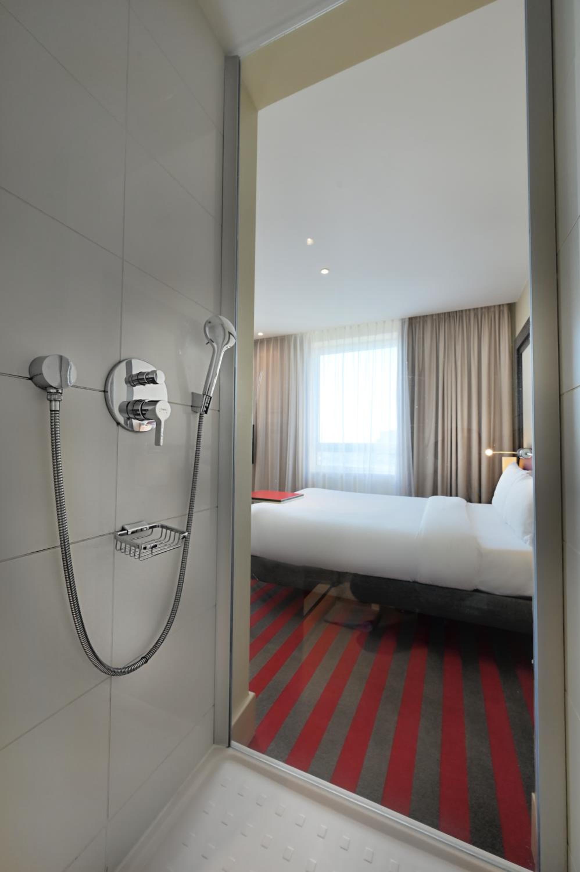 Superior Room - Photo 9