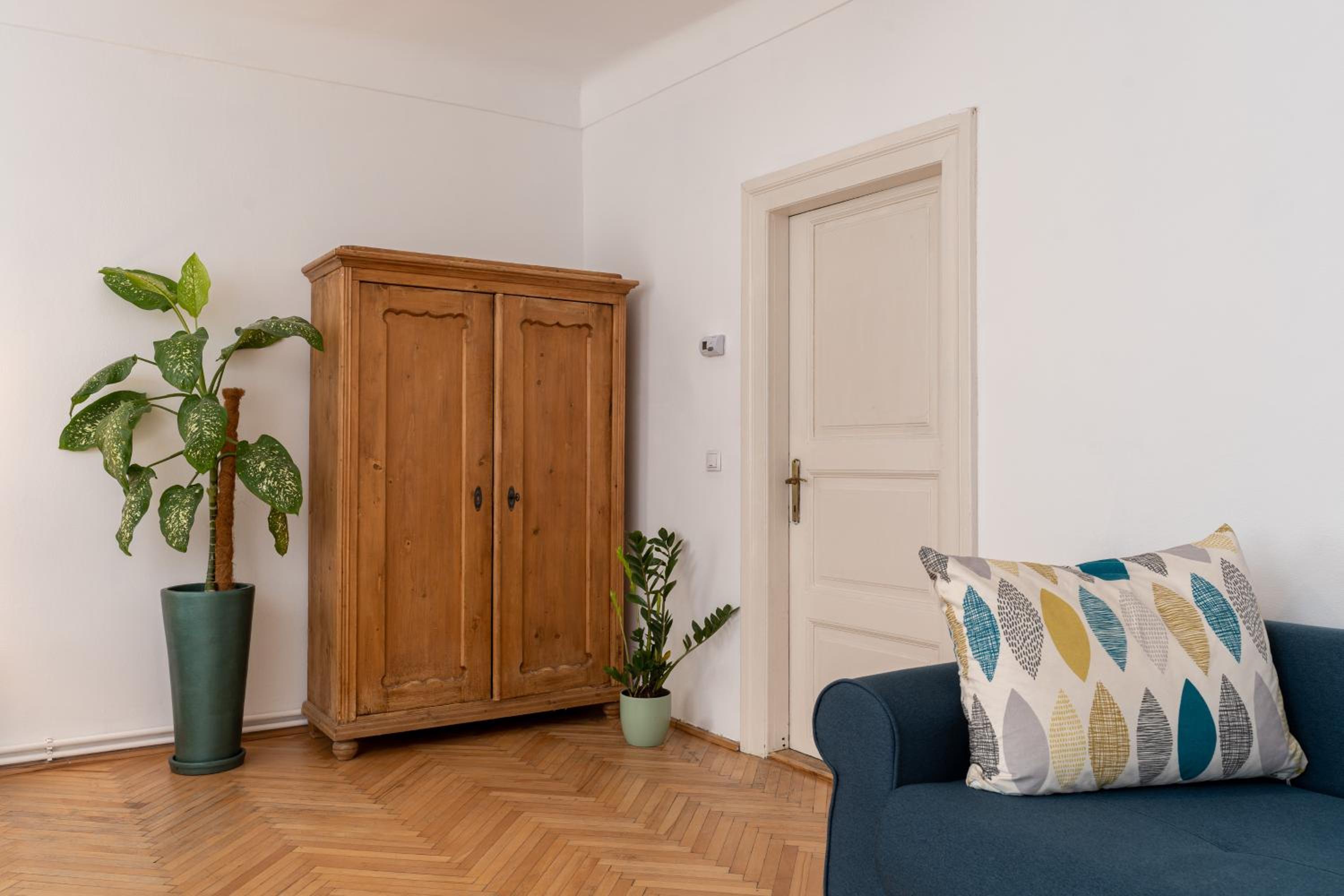 Double or Twin Room - Photo 5