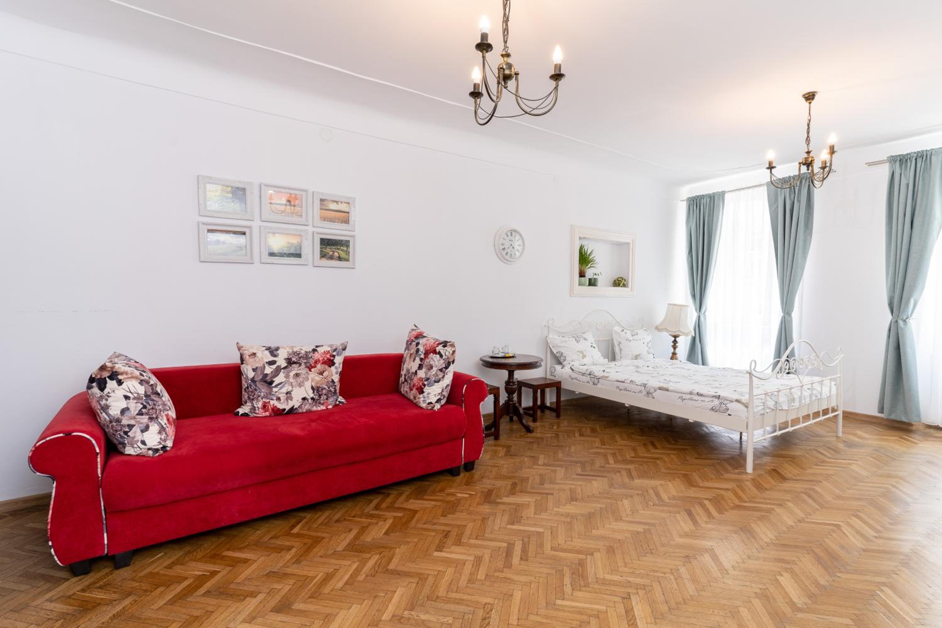 Apartment with Garden View - Photo 1