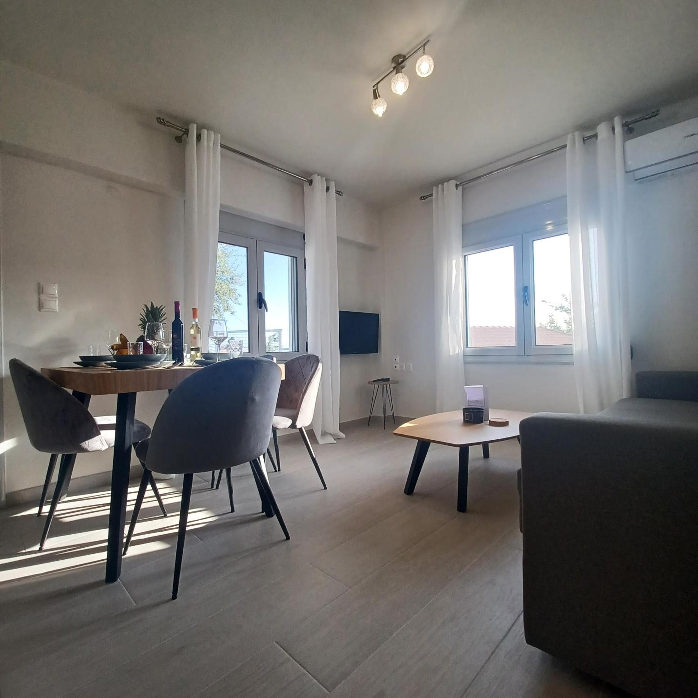 Apartment - Ground Floor photo 2
