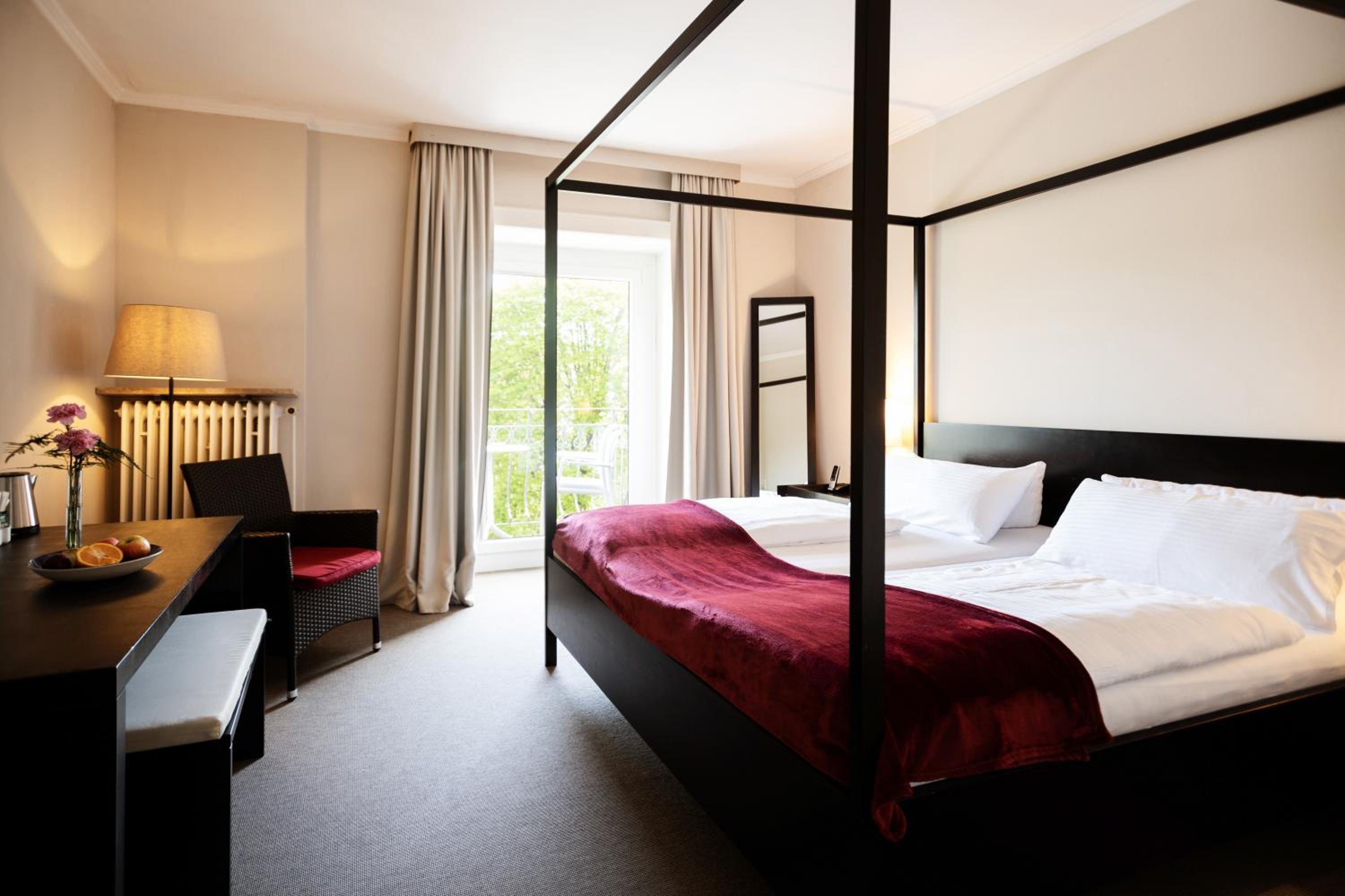 Standard Double Room - Land View - Photo 2