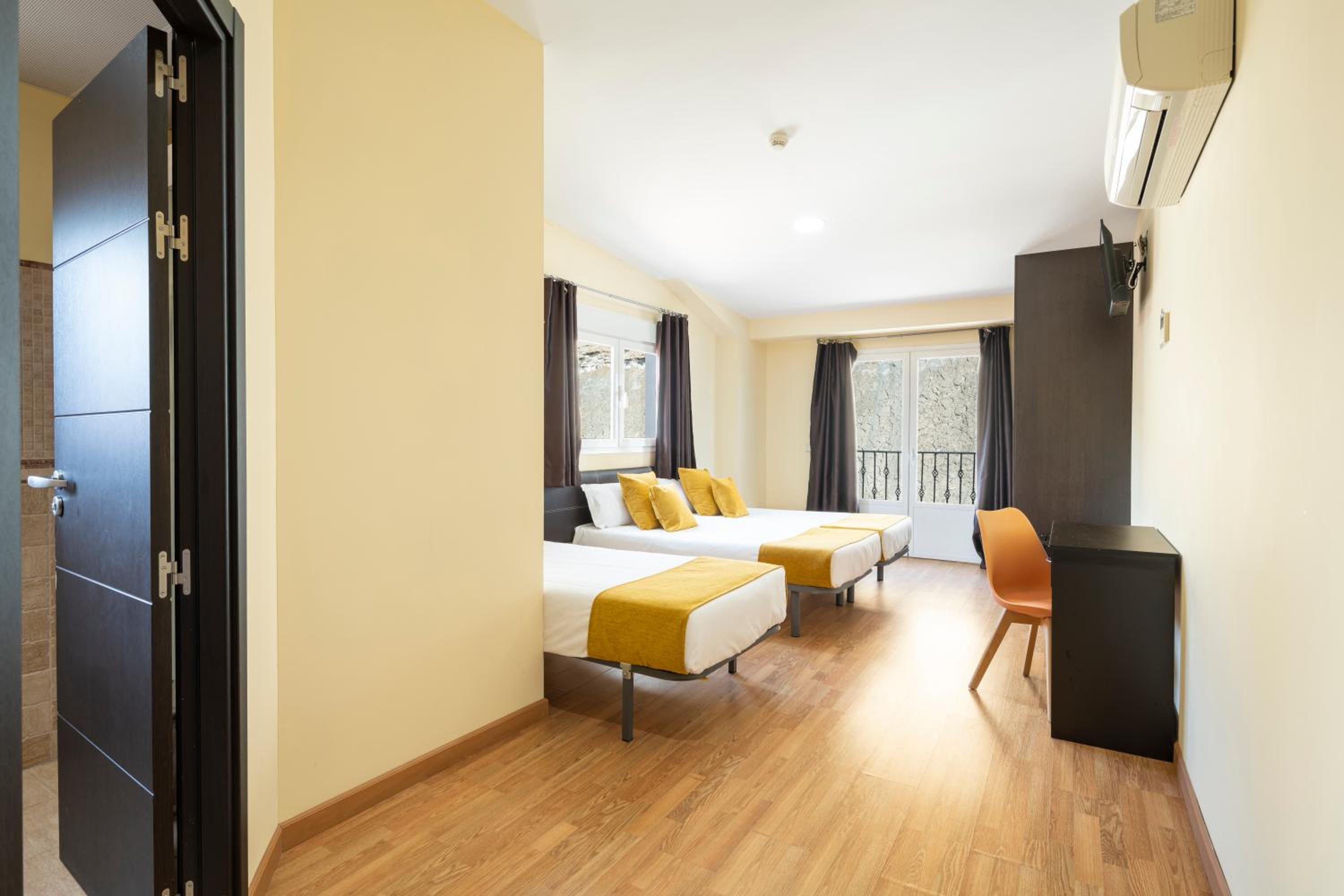 Triple Room photo 2
