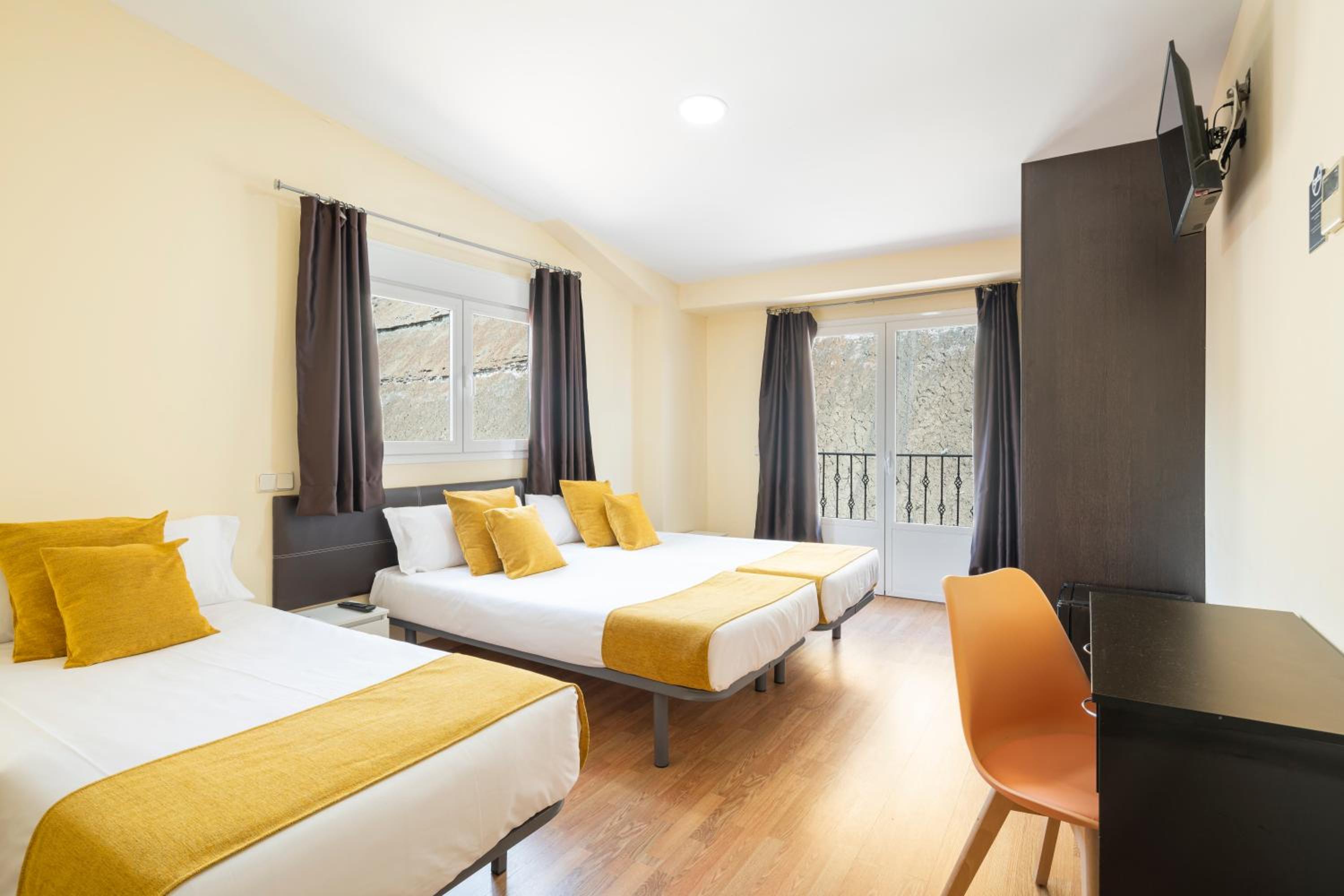 Triple Room photo 3