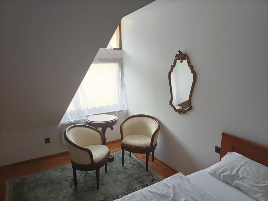 Economy Double Room - Photo 5