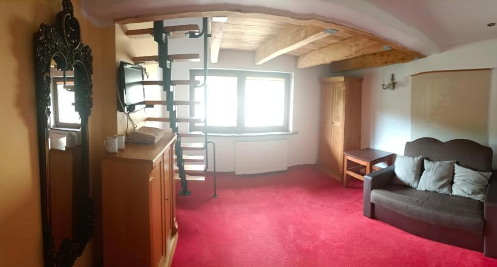 Economy Double Room - Photo 1