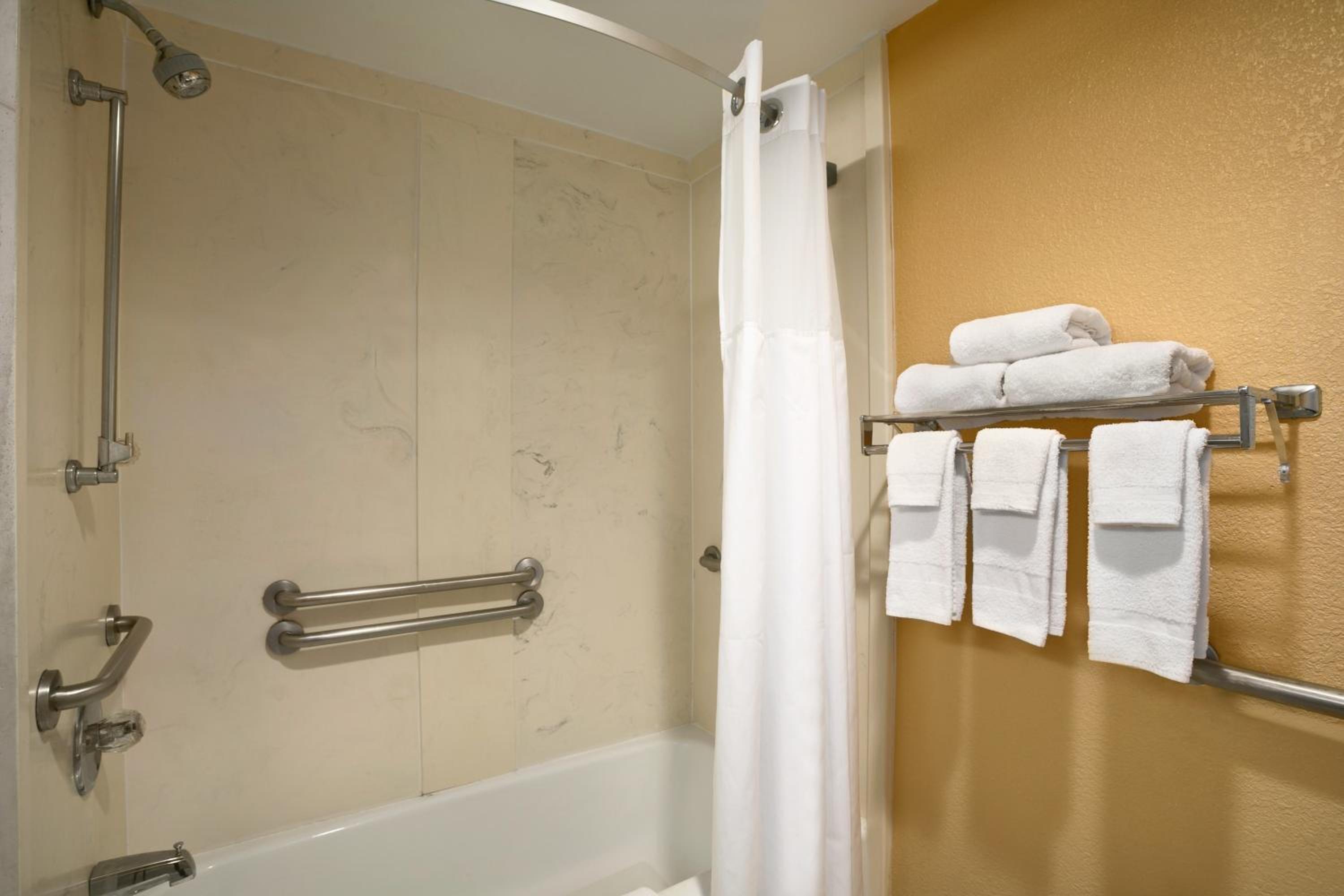 King Room - Mobility Access/Smoking - Photo 5