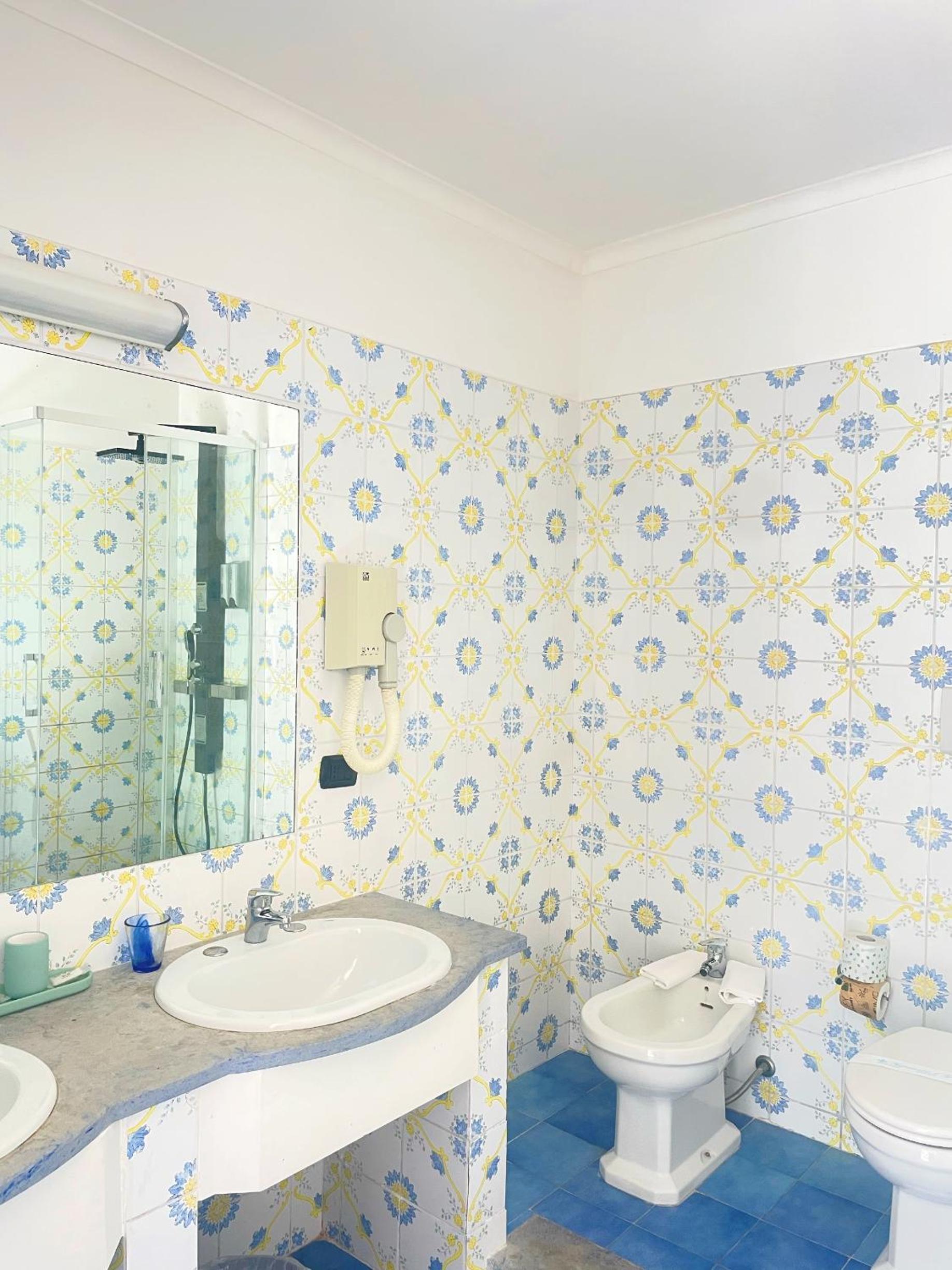 Triple Room - Photo 5