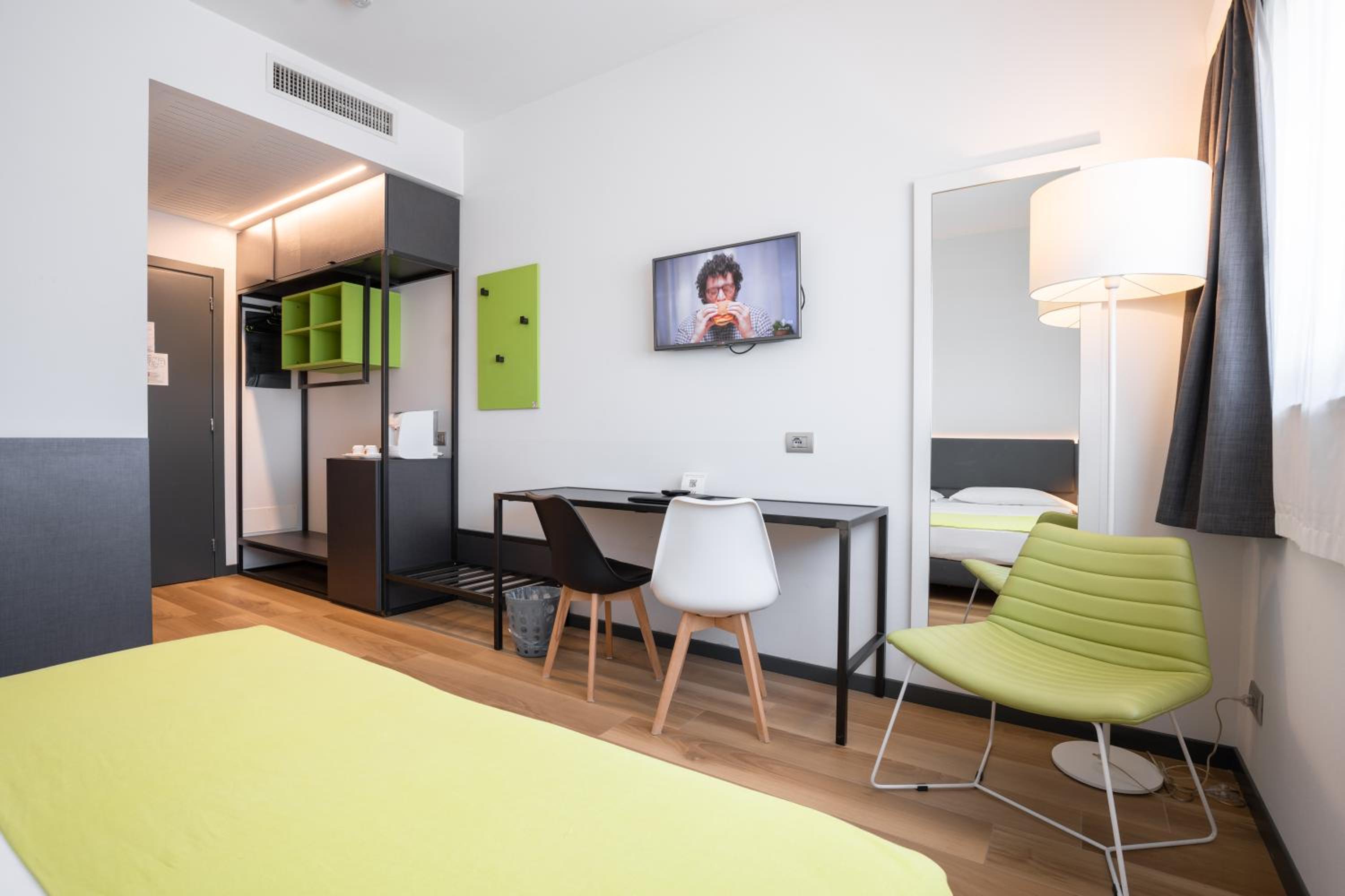 Superior Triple Room - Photo 1