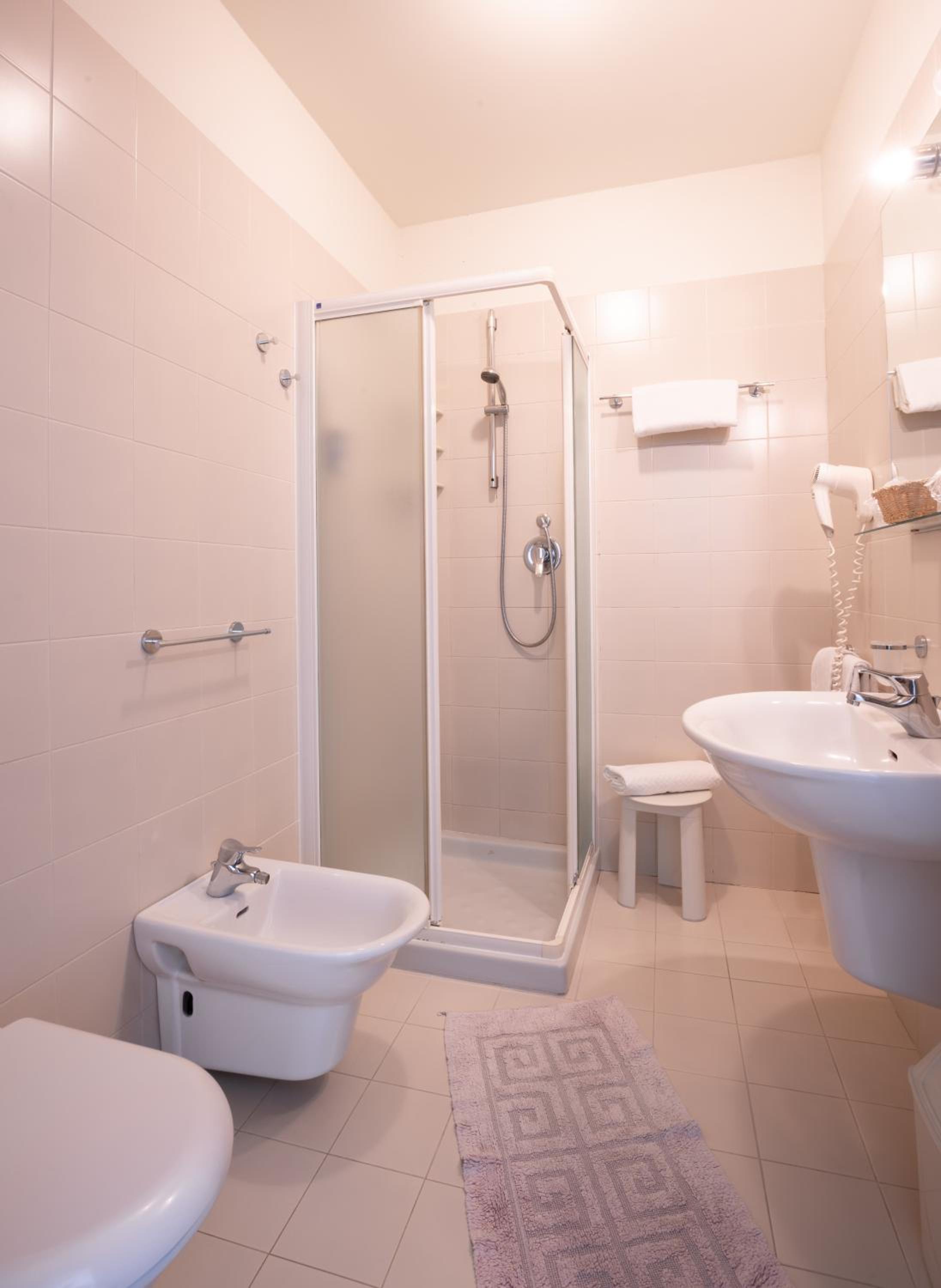 Economy Double or Twin Room - Separate Building - Photo 5