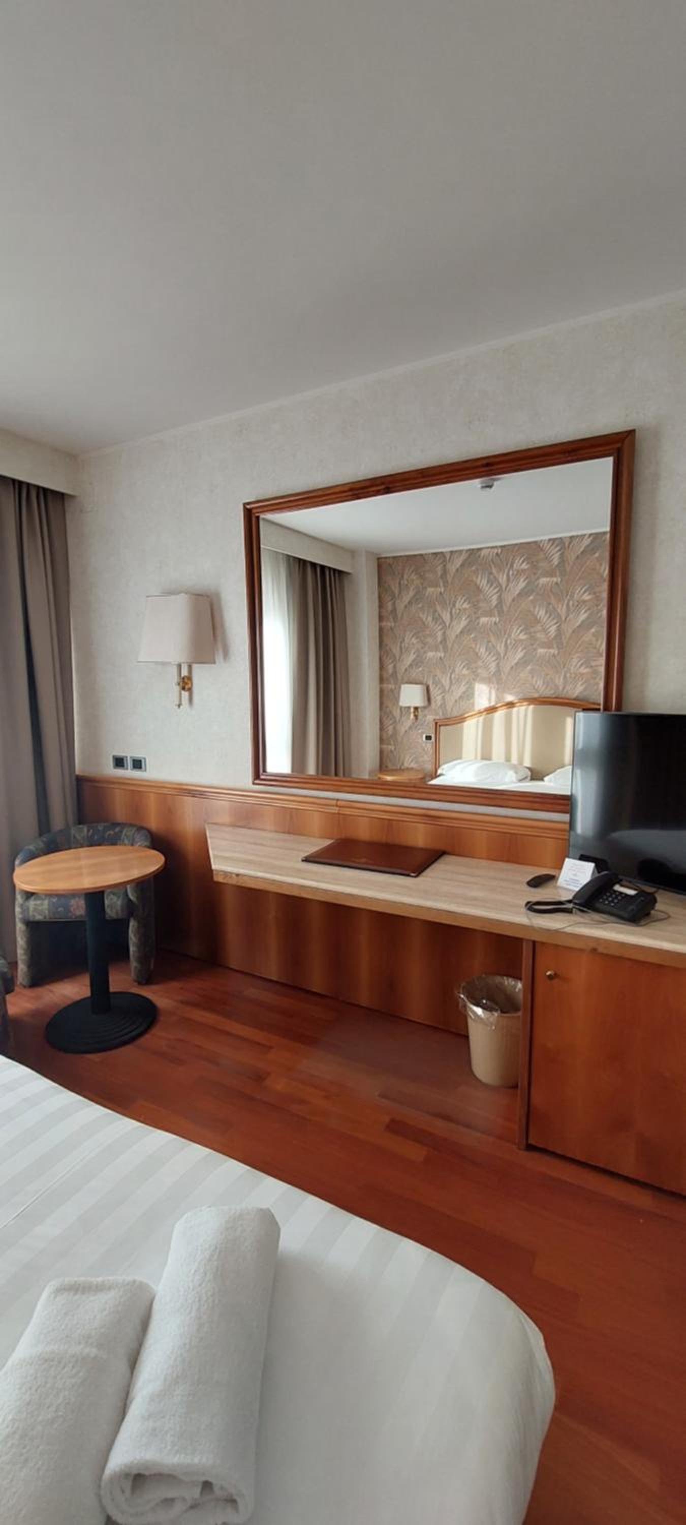 Executive Double Room - Photo 2