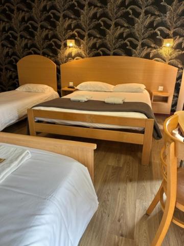 Quadruple Room - Photo 2