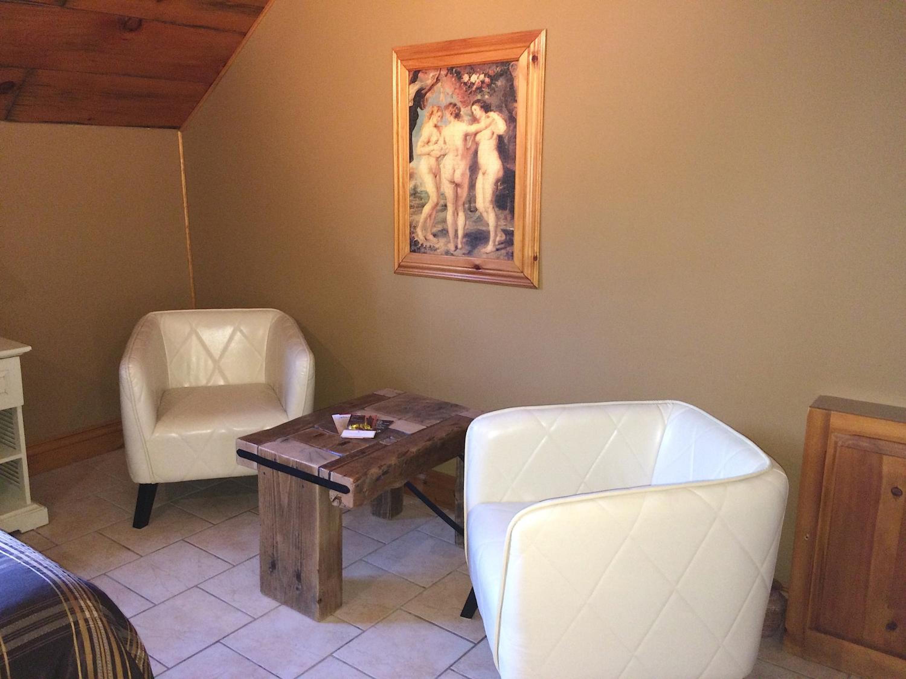 Queen Suite photo 3