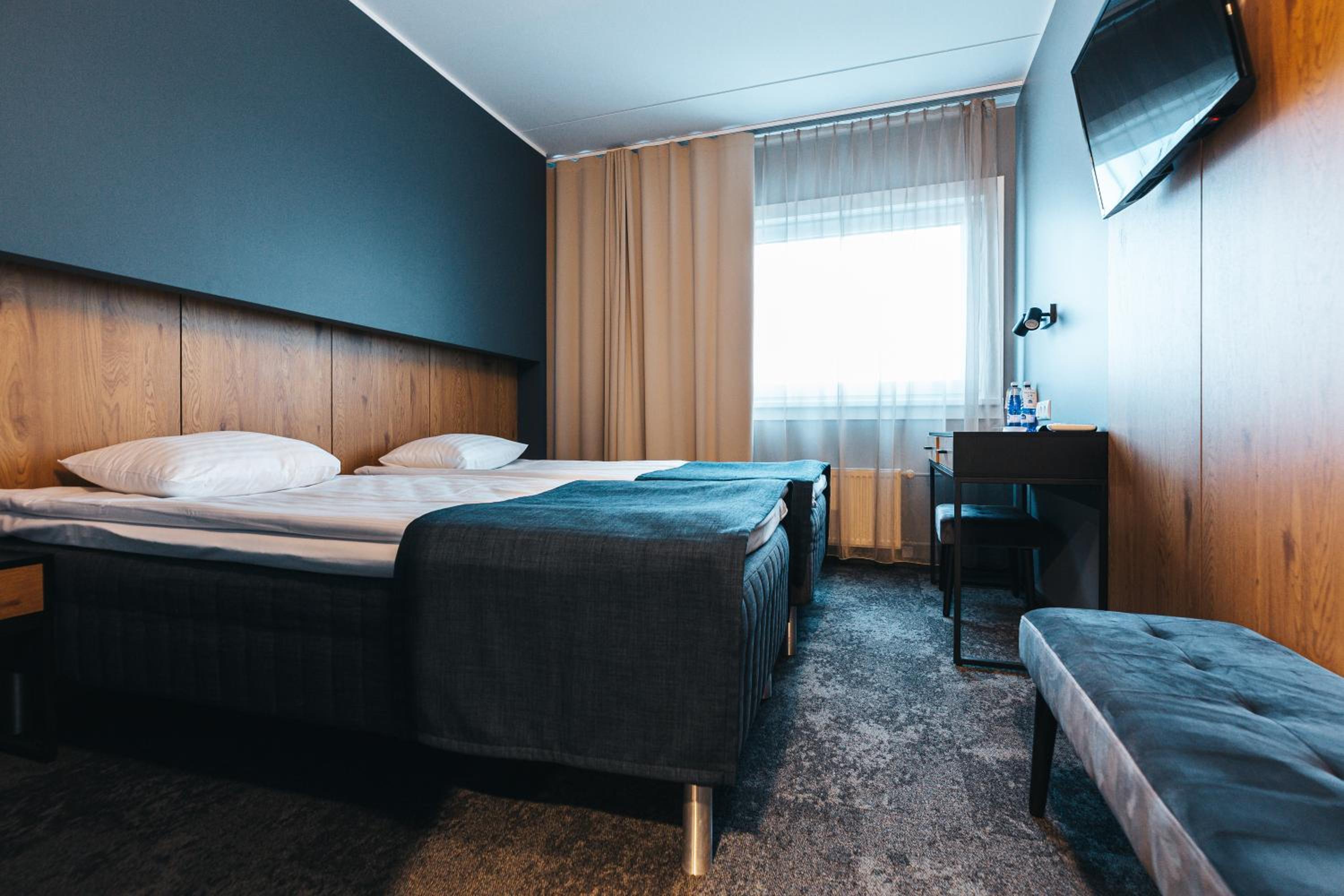 Superior Twin Room with City View (No pets allowed)