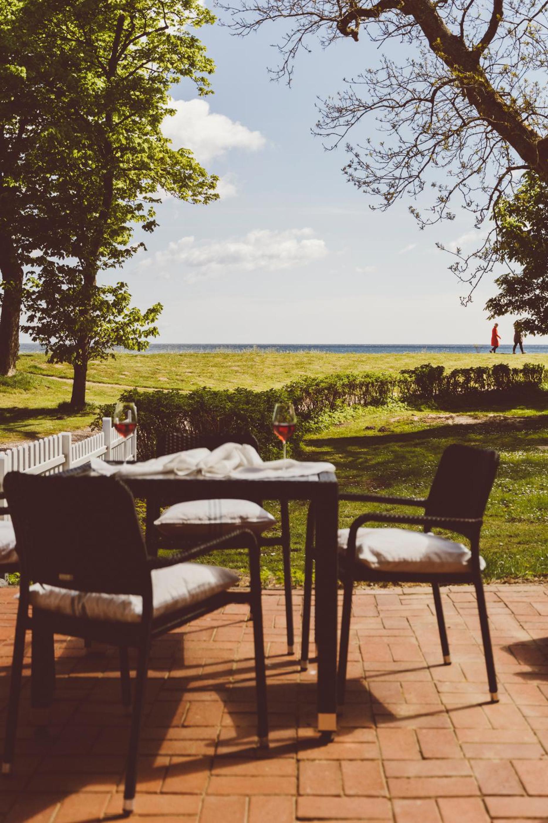 Two-Bedroom Apartment with Sea View photo 1