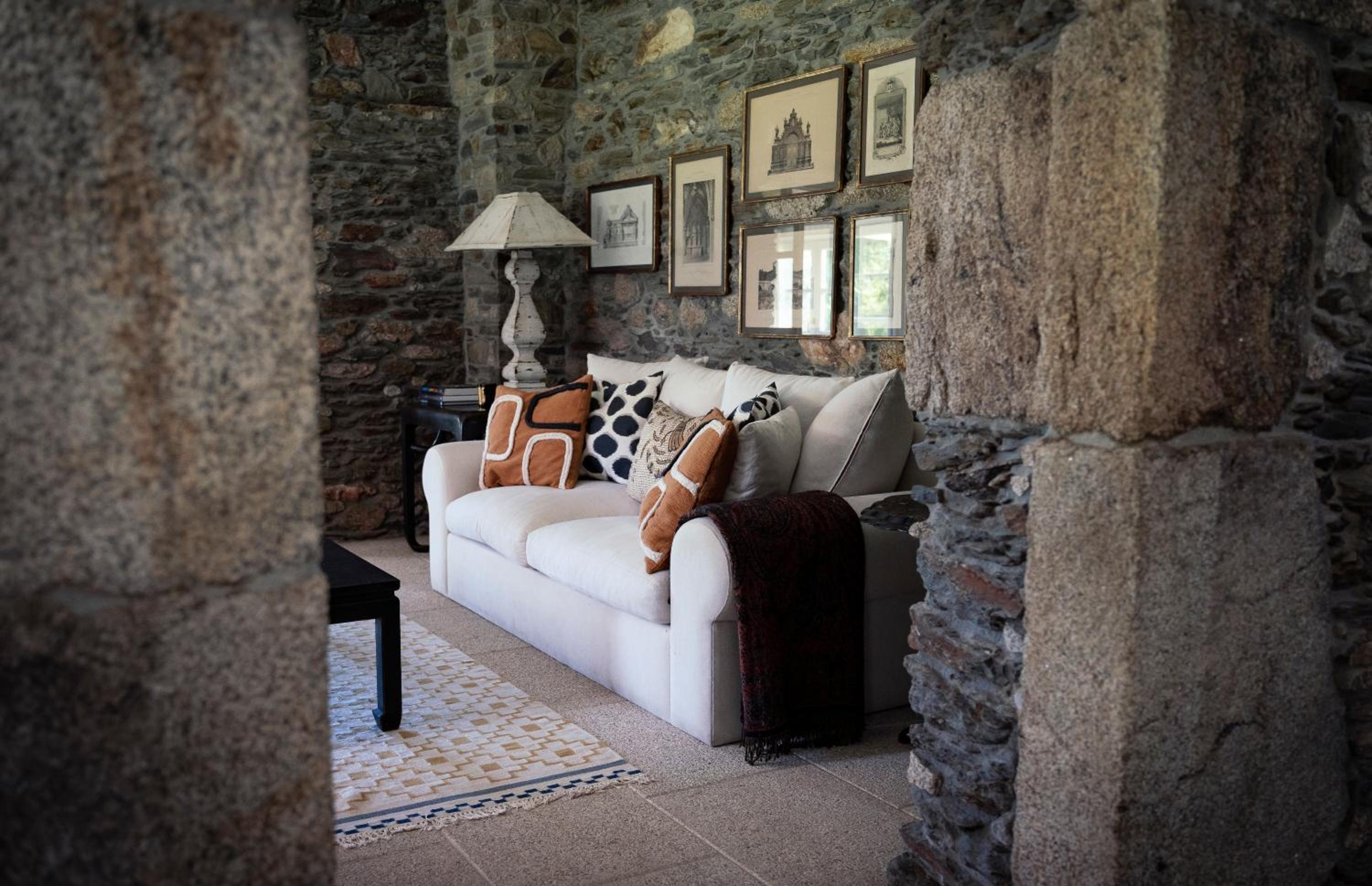 Casa de cuatro habitaciones