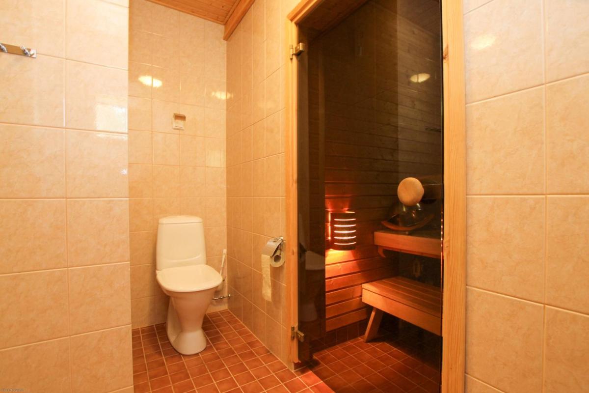 Three-Bedroom Apartment photo 3