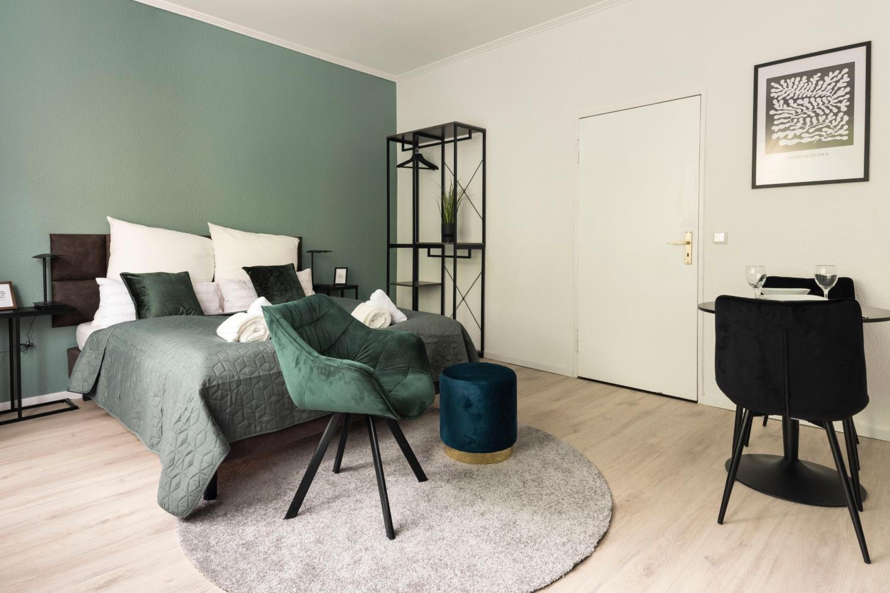Studio Apartment photo 1